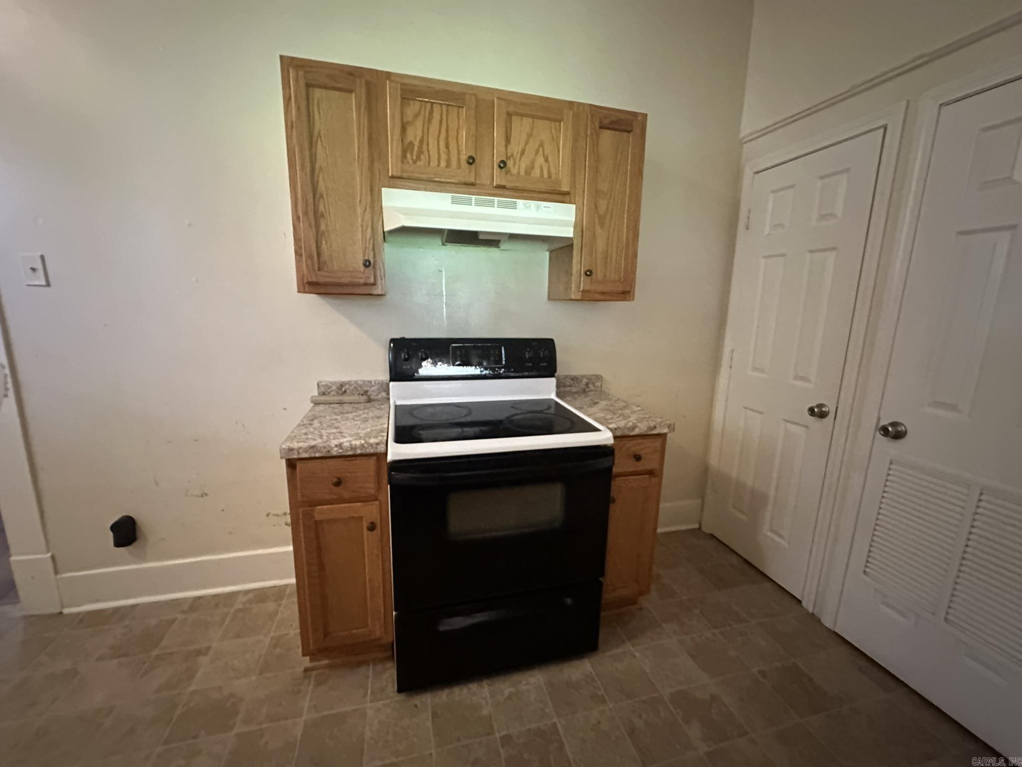 803 N Noble St Property Photo 16