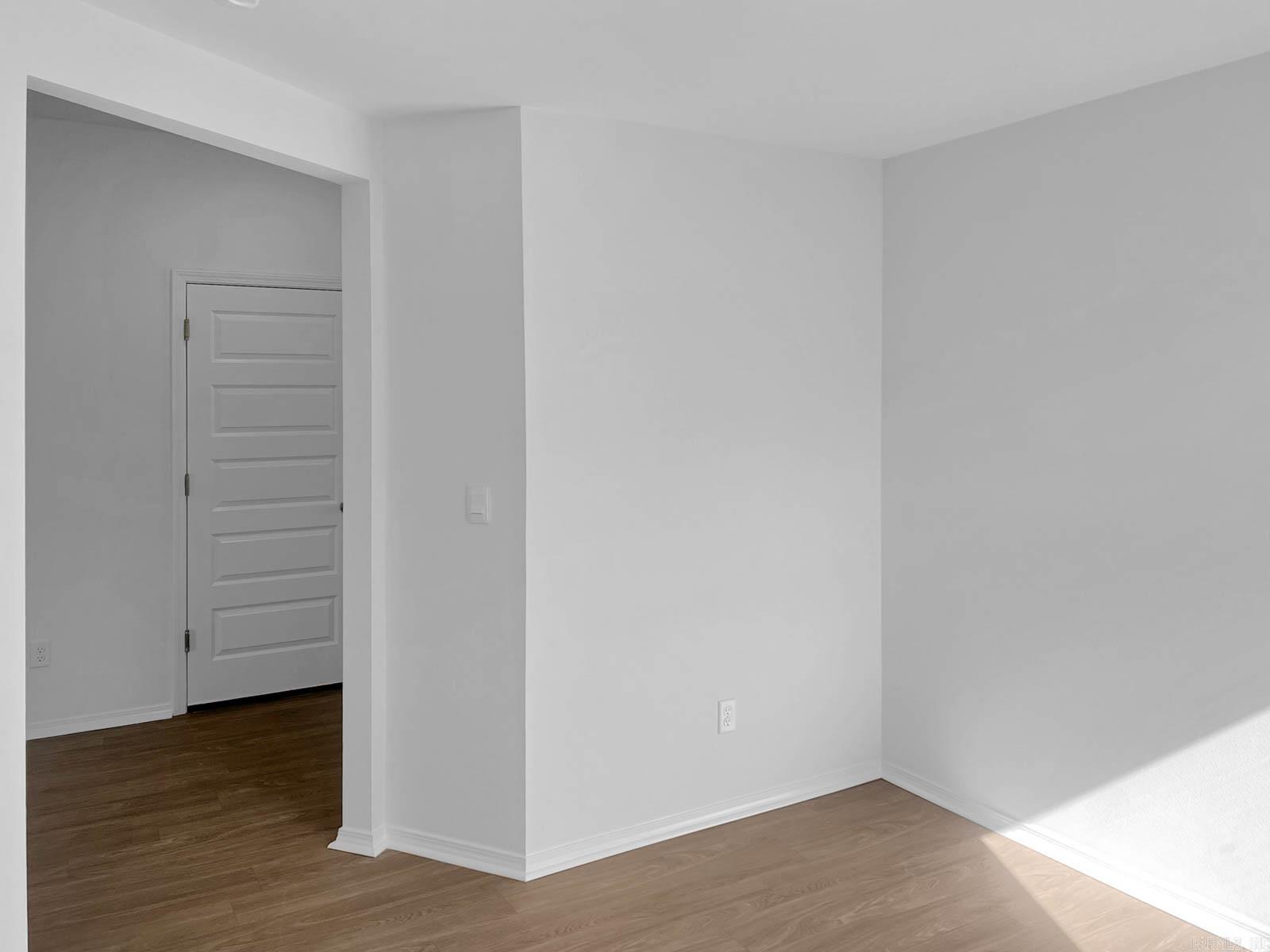504 S Cherry Street Property Photo 4