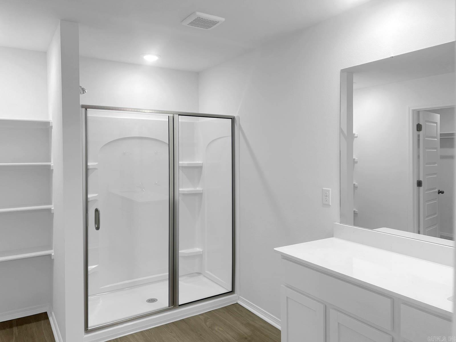 504 S Cherry Street Property Photo 12