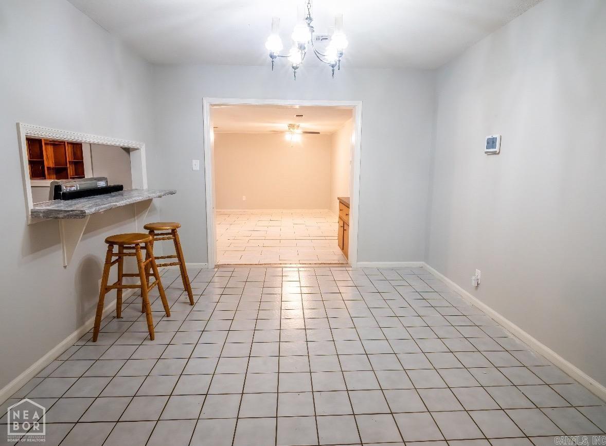1705 Colonial Road Property Photo 3
