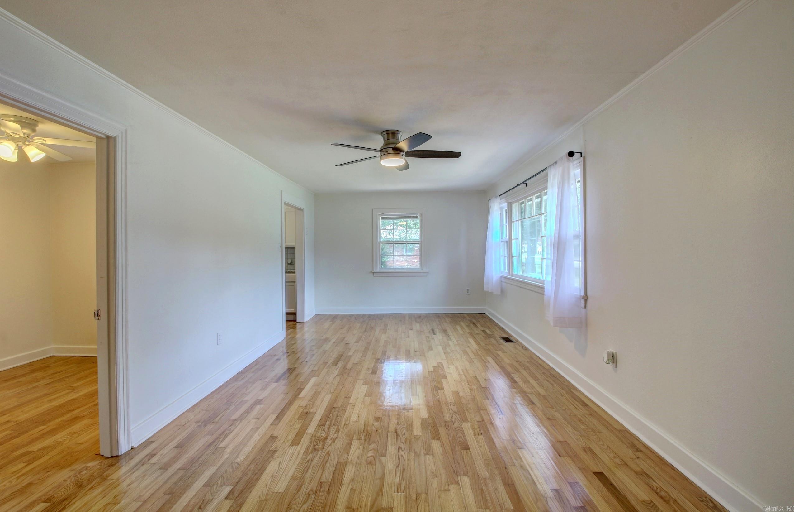 721 Fairview St Property Photo 6