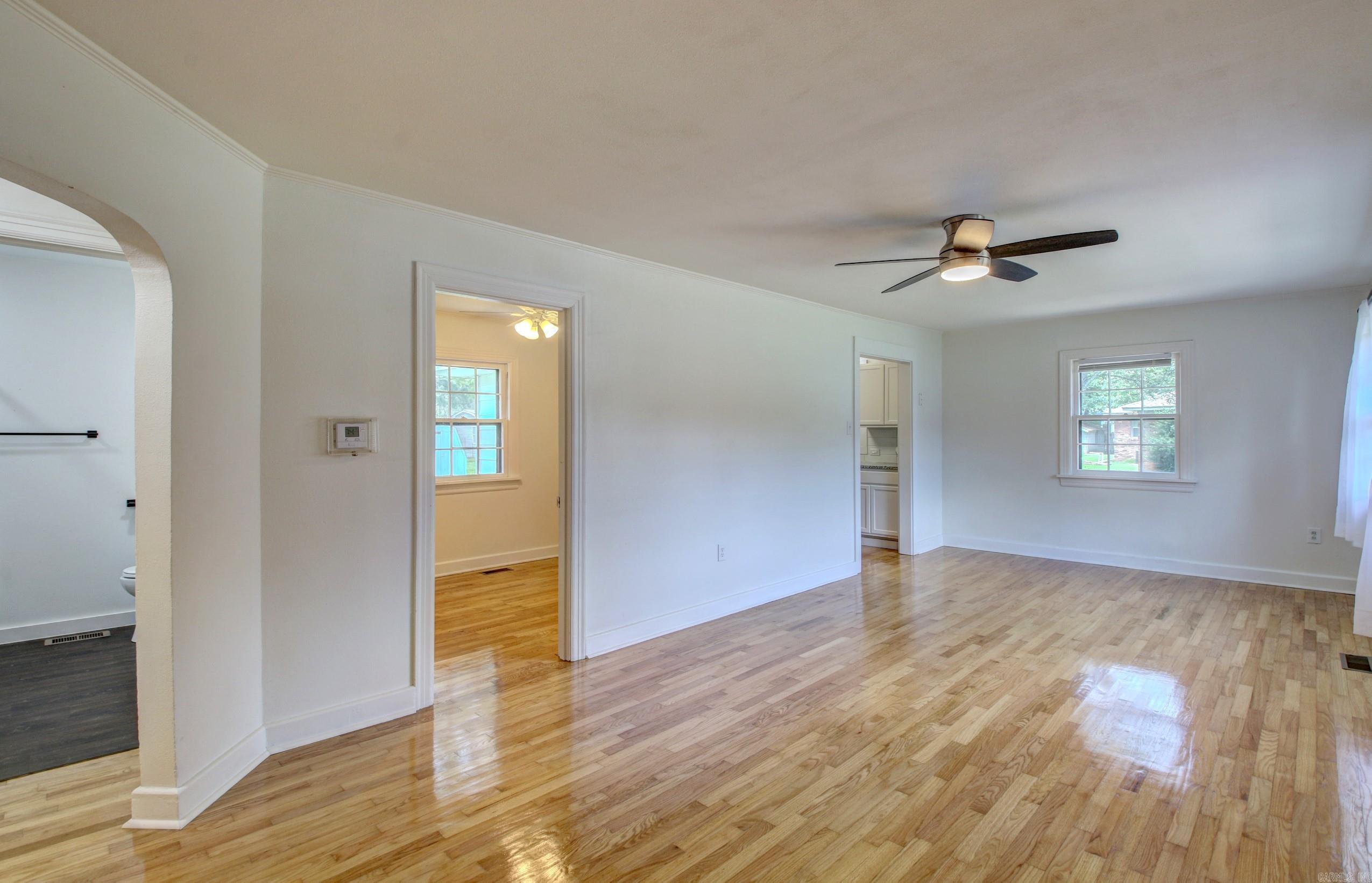 721 Fairview St Property Photo 8