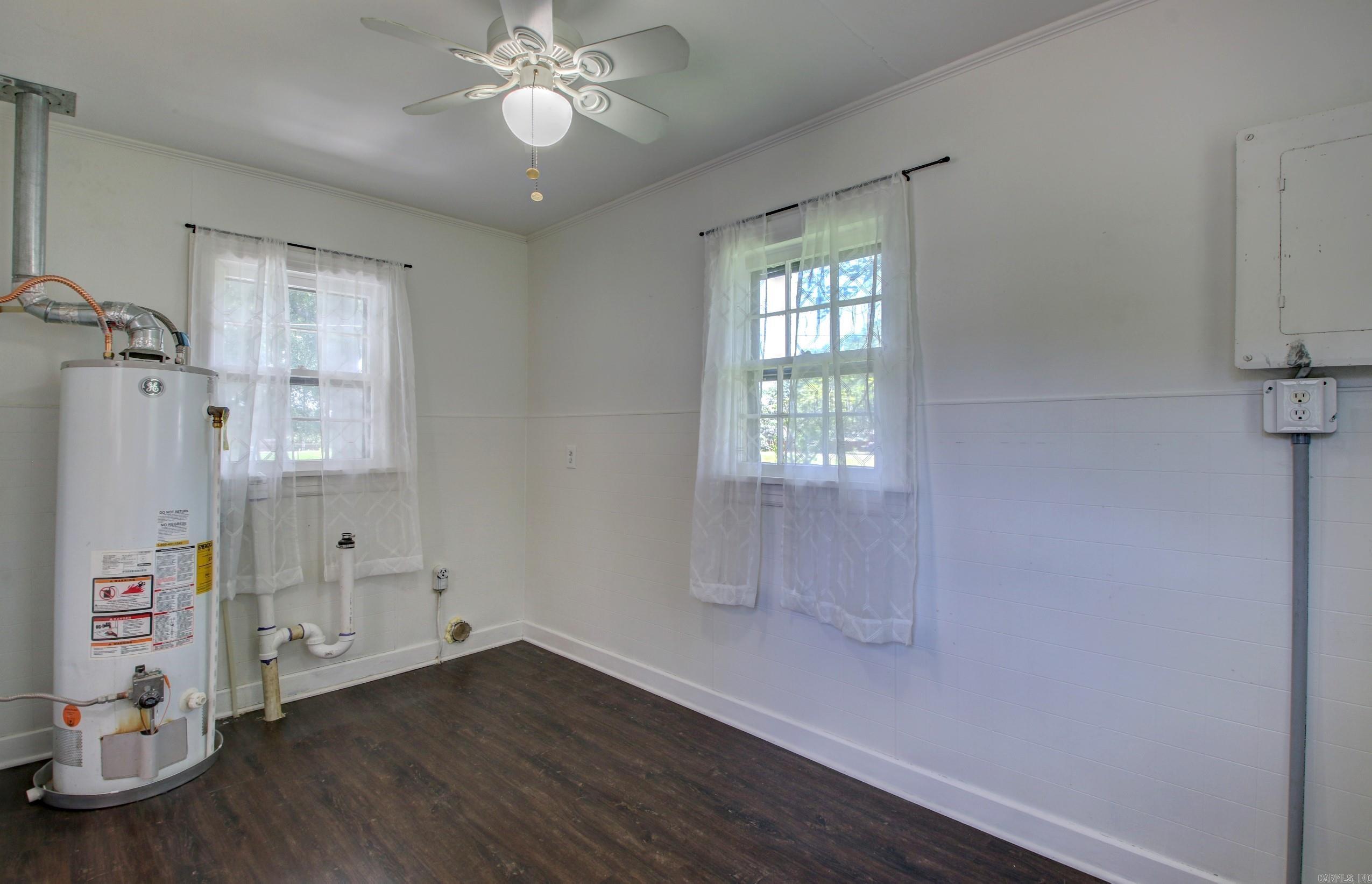 721 Fairview St Property Photo 27