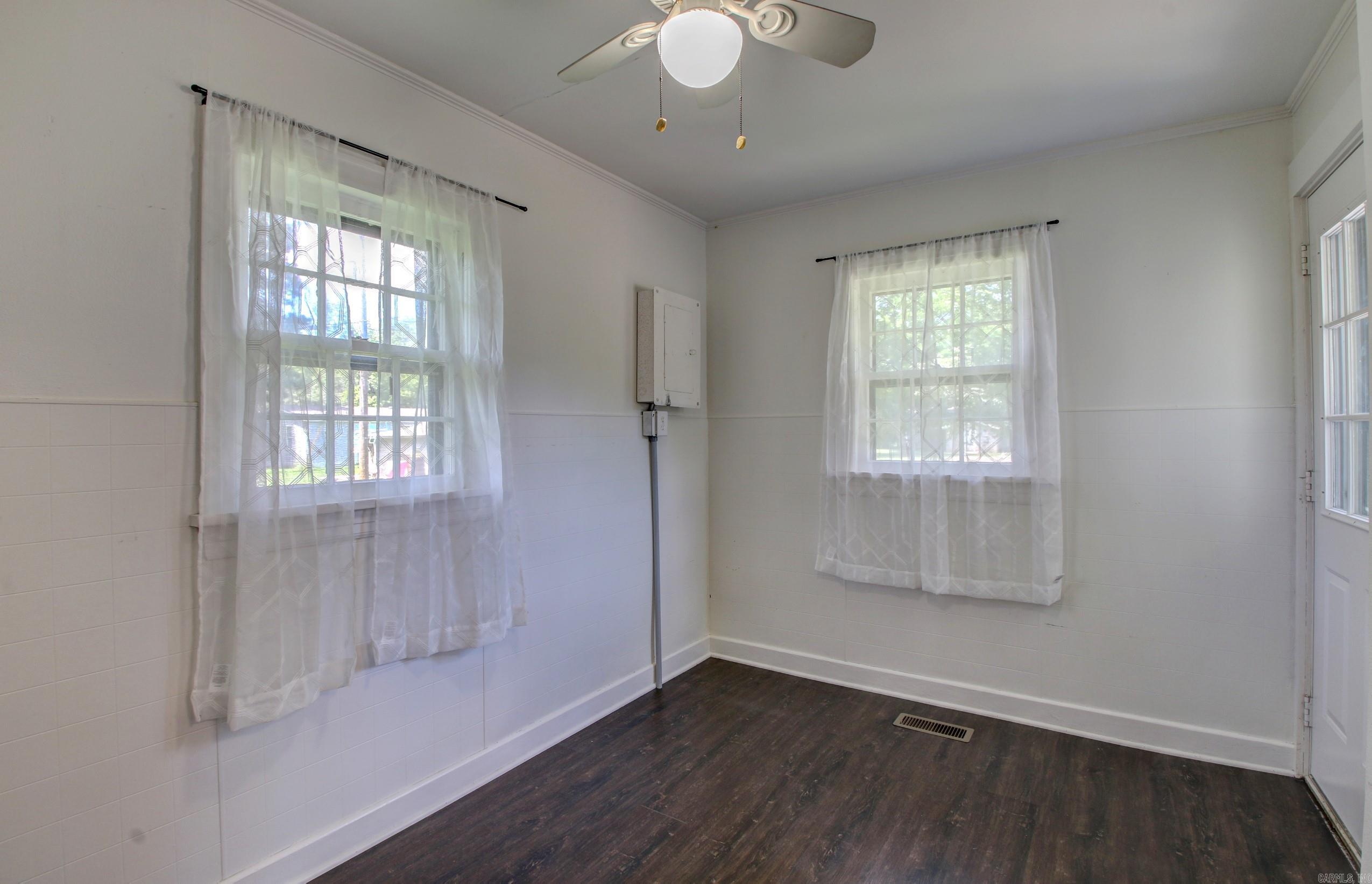 721 Fairview St Property Photo 30