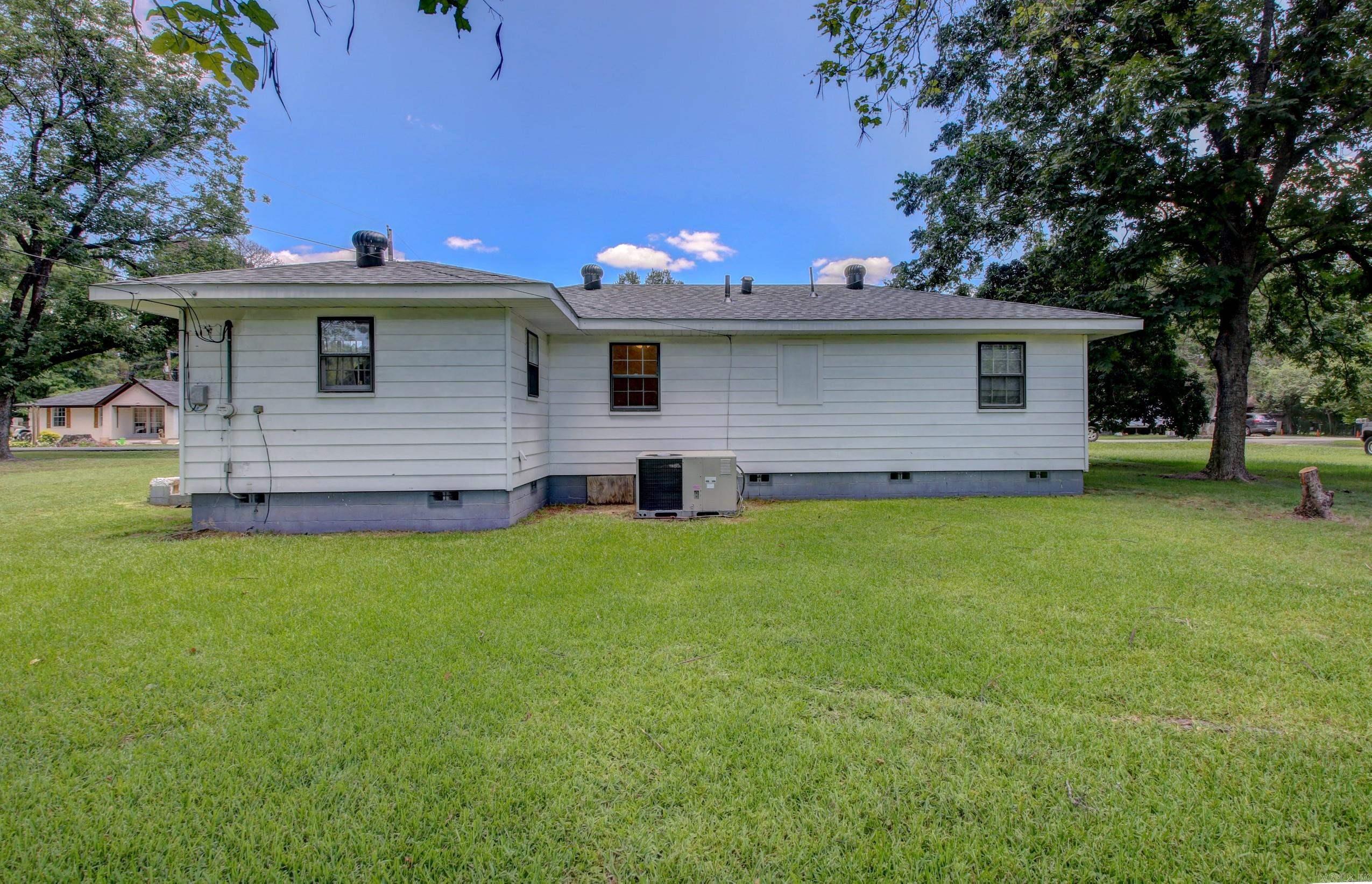721 Fairview St Property Photo 33