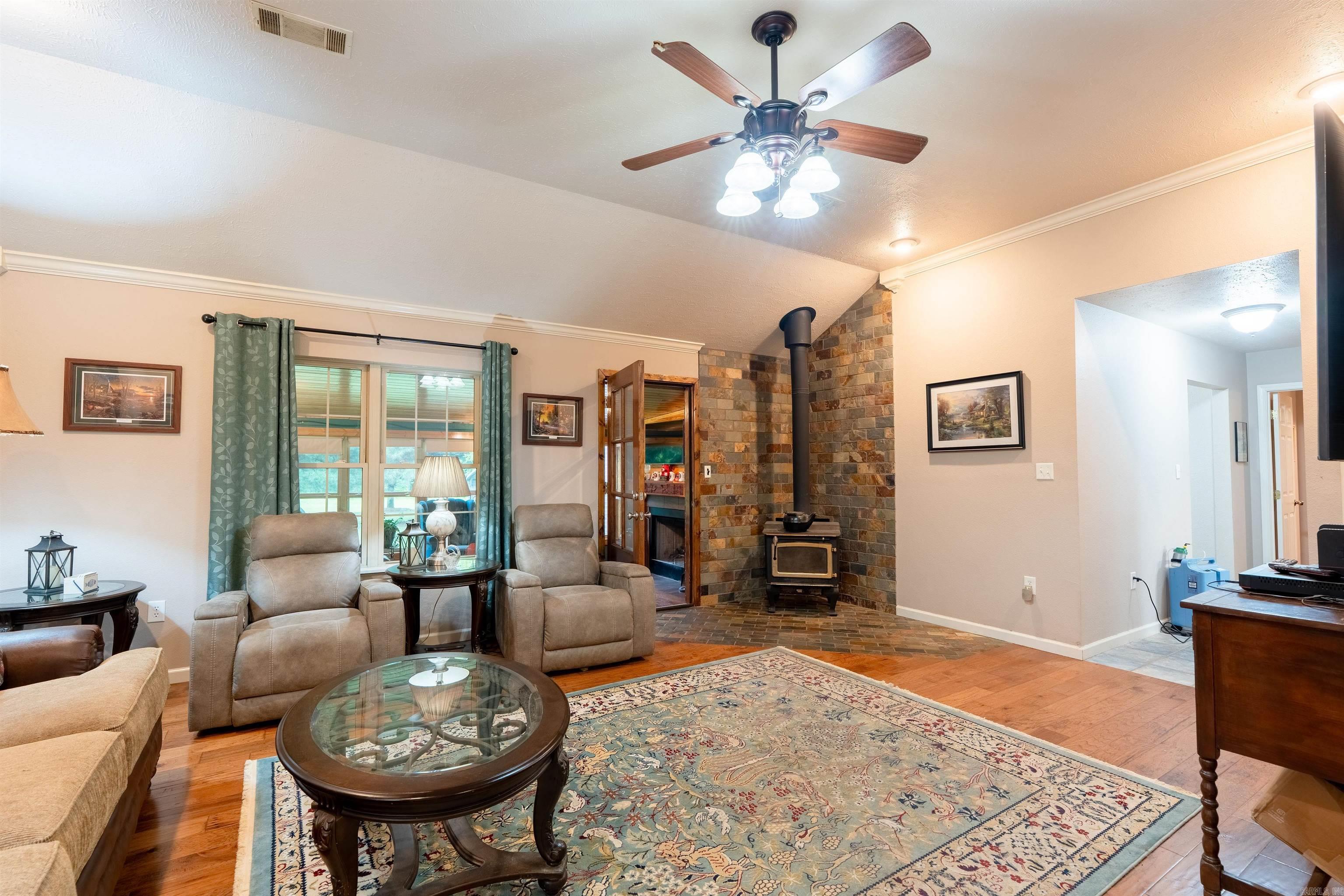 187 E Enders Road Property Photo 8