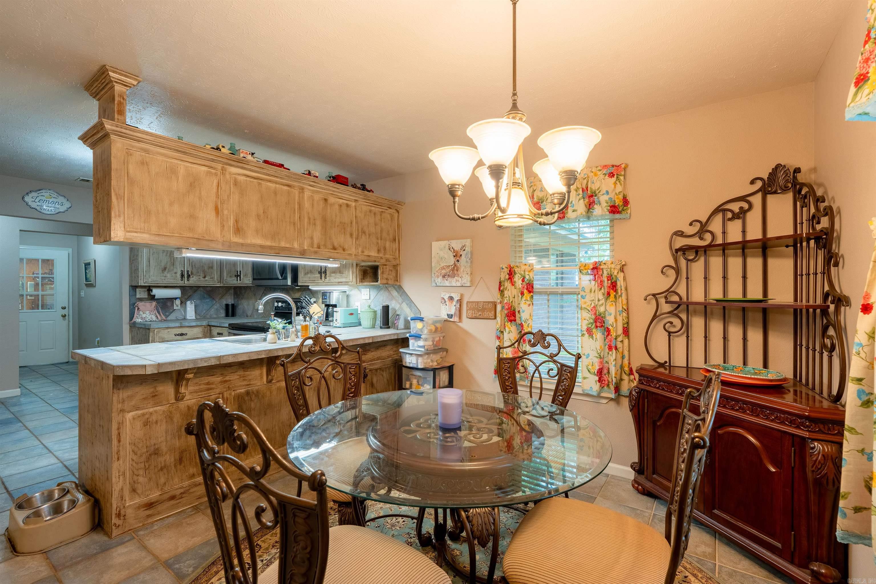 187 E Enders Road Property Photo 23
