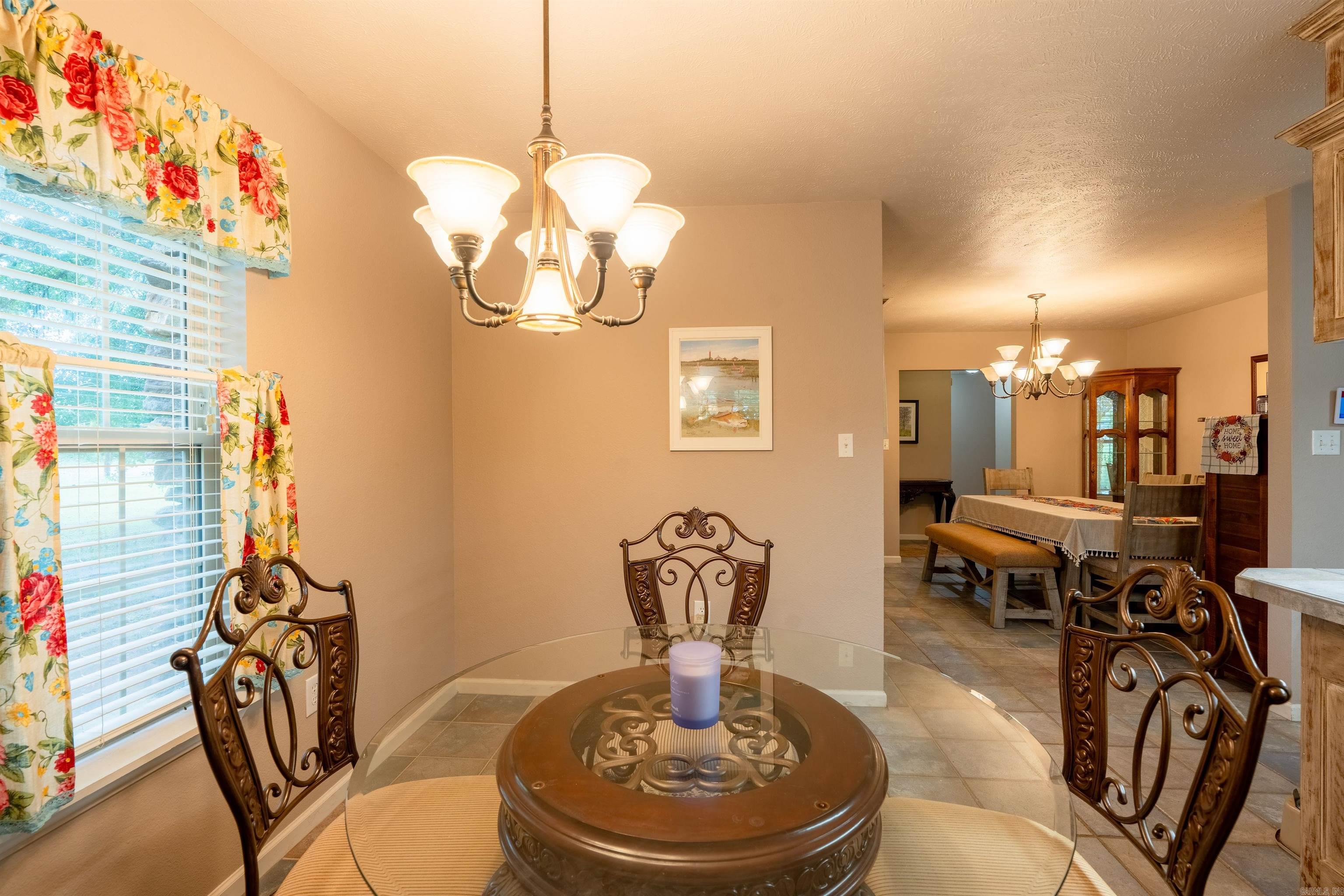 187 E Enders Road Property Photo 24