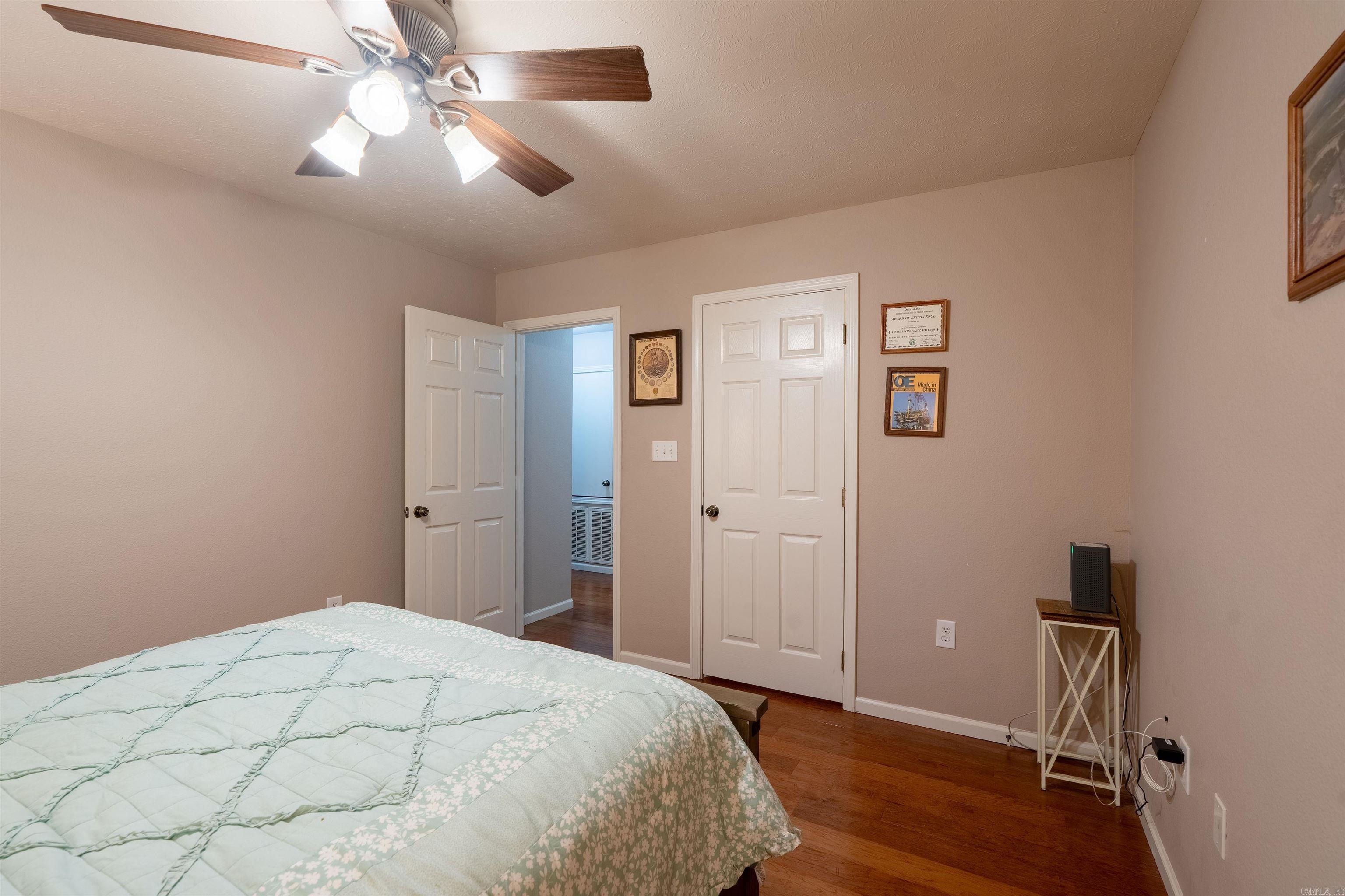 187 E Enders Road Property Photo 36
