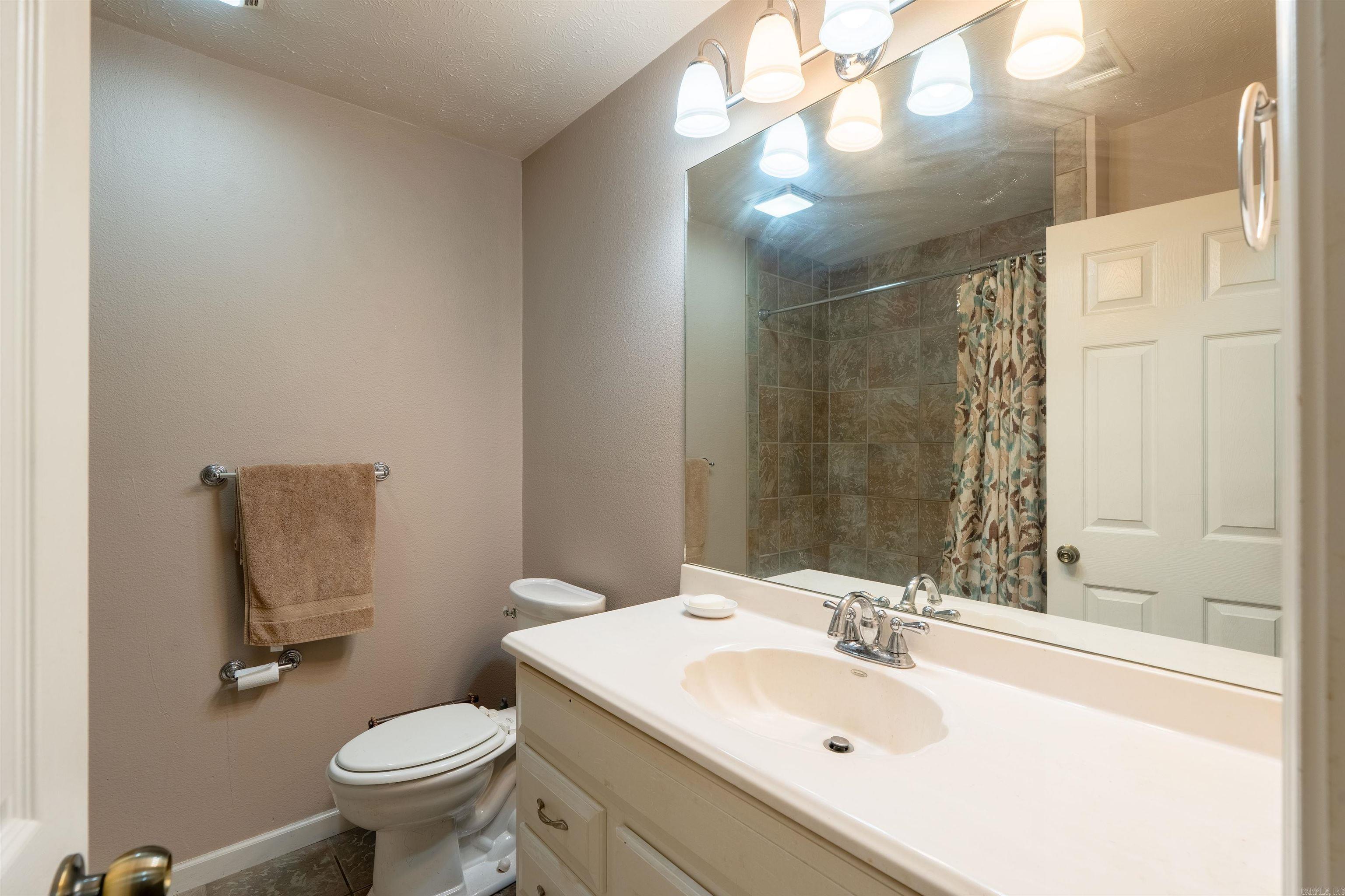187 E Enders Road Property Photo 40