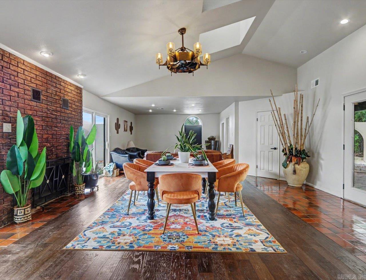 101 Cedarwood Property Photo 13