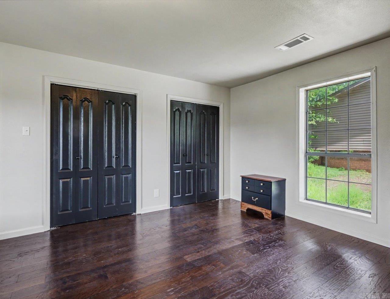 101 Cedarwood Property Photo 30