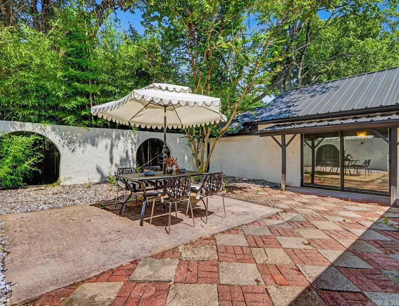101 Cedarwood Property Photo 48