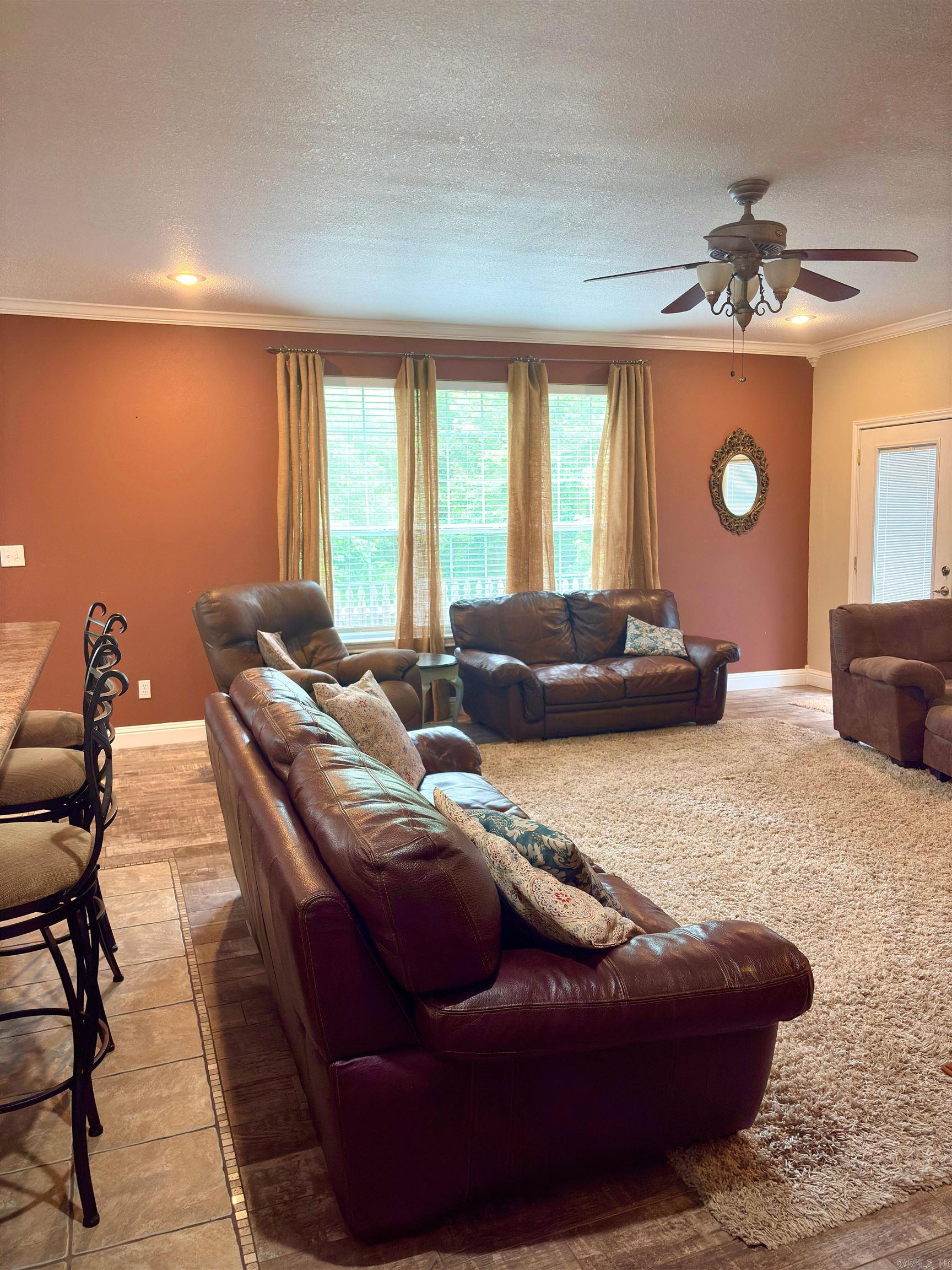 104 Rhonda Drive Property Photo 4