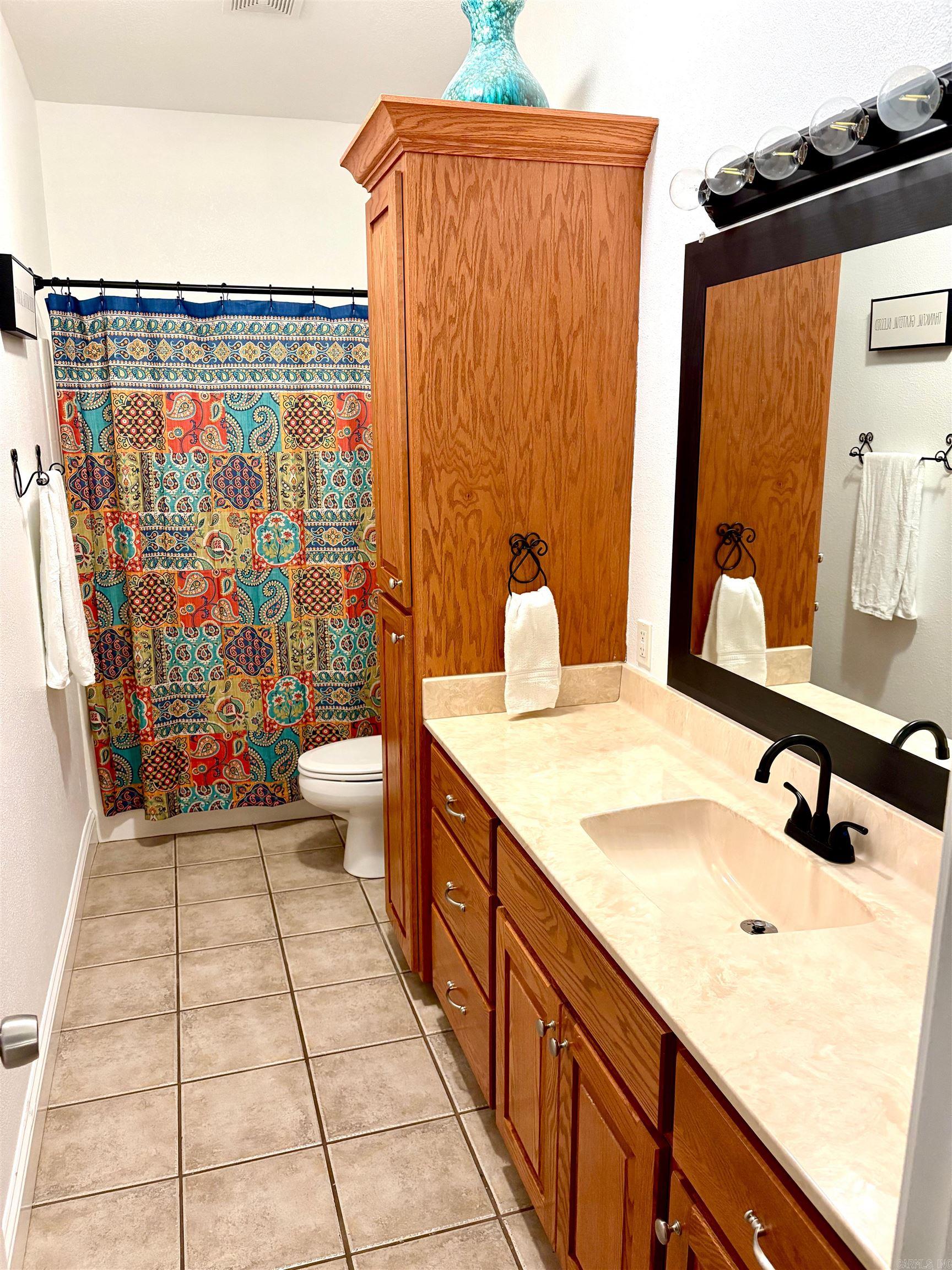 104 Rhonda Drive Property Photo 18