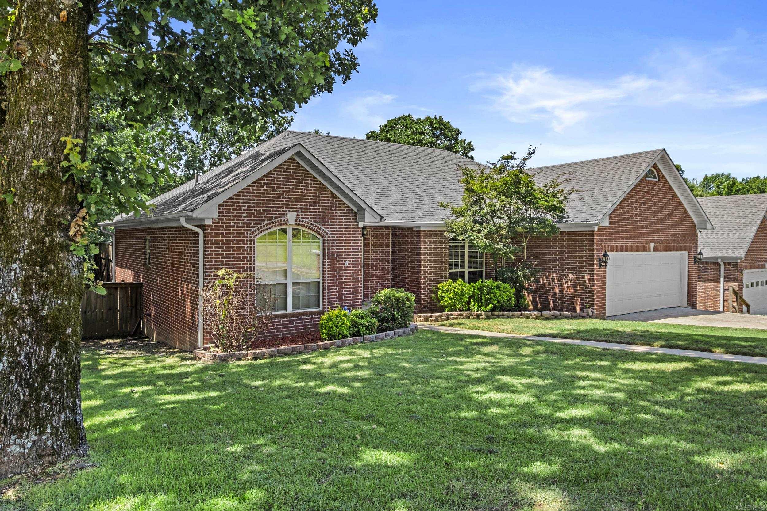 7365 W Ridge Circle Property Photo 2