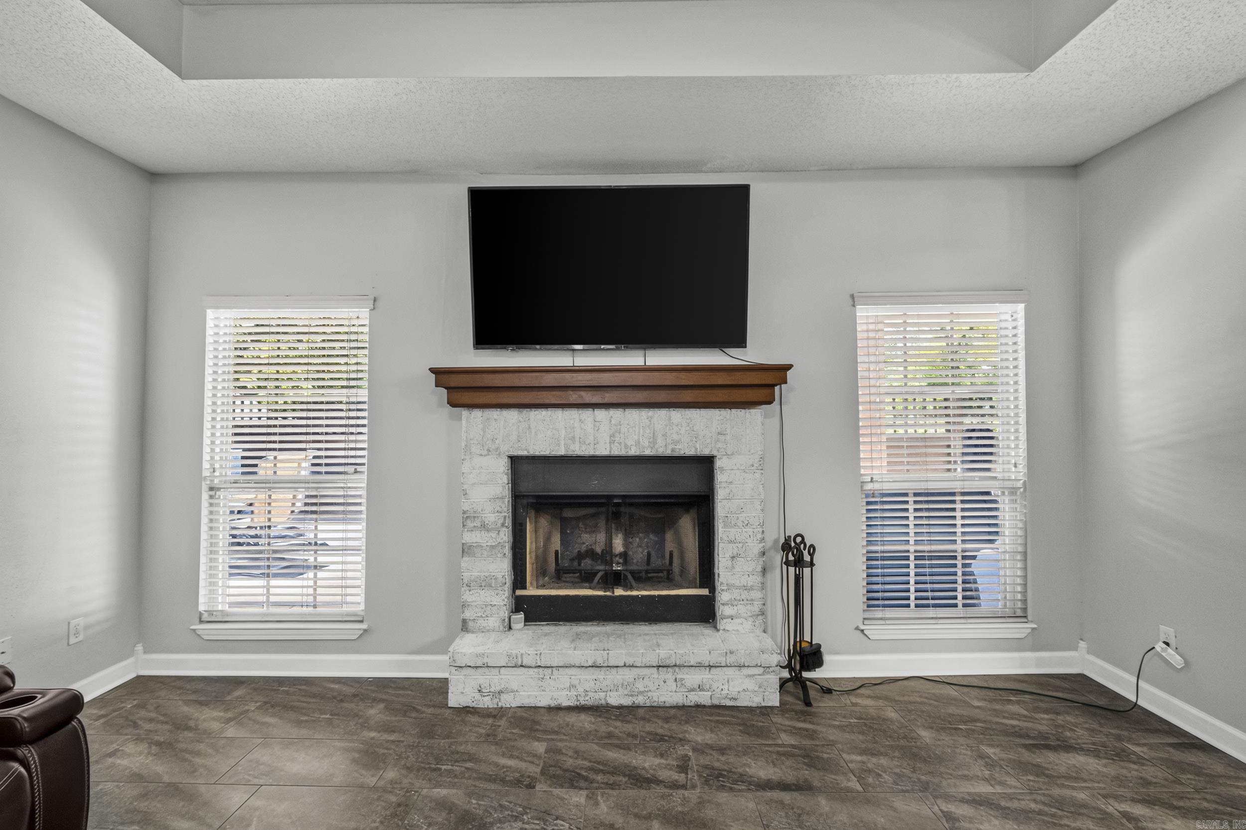 7365 W Ridge Circle Property Photo 10