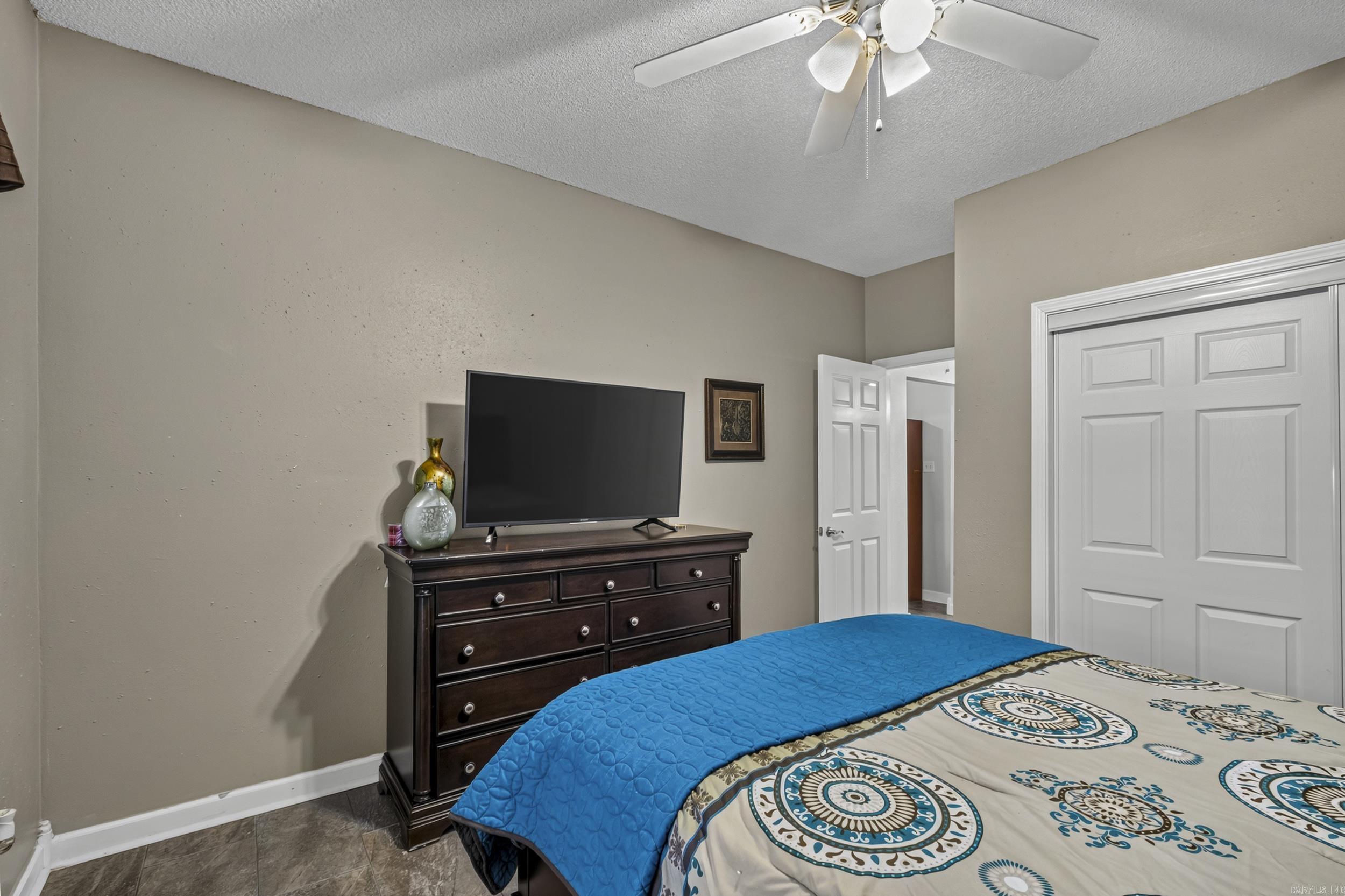 7365 W Ridge Circle Property Photo 28