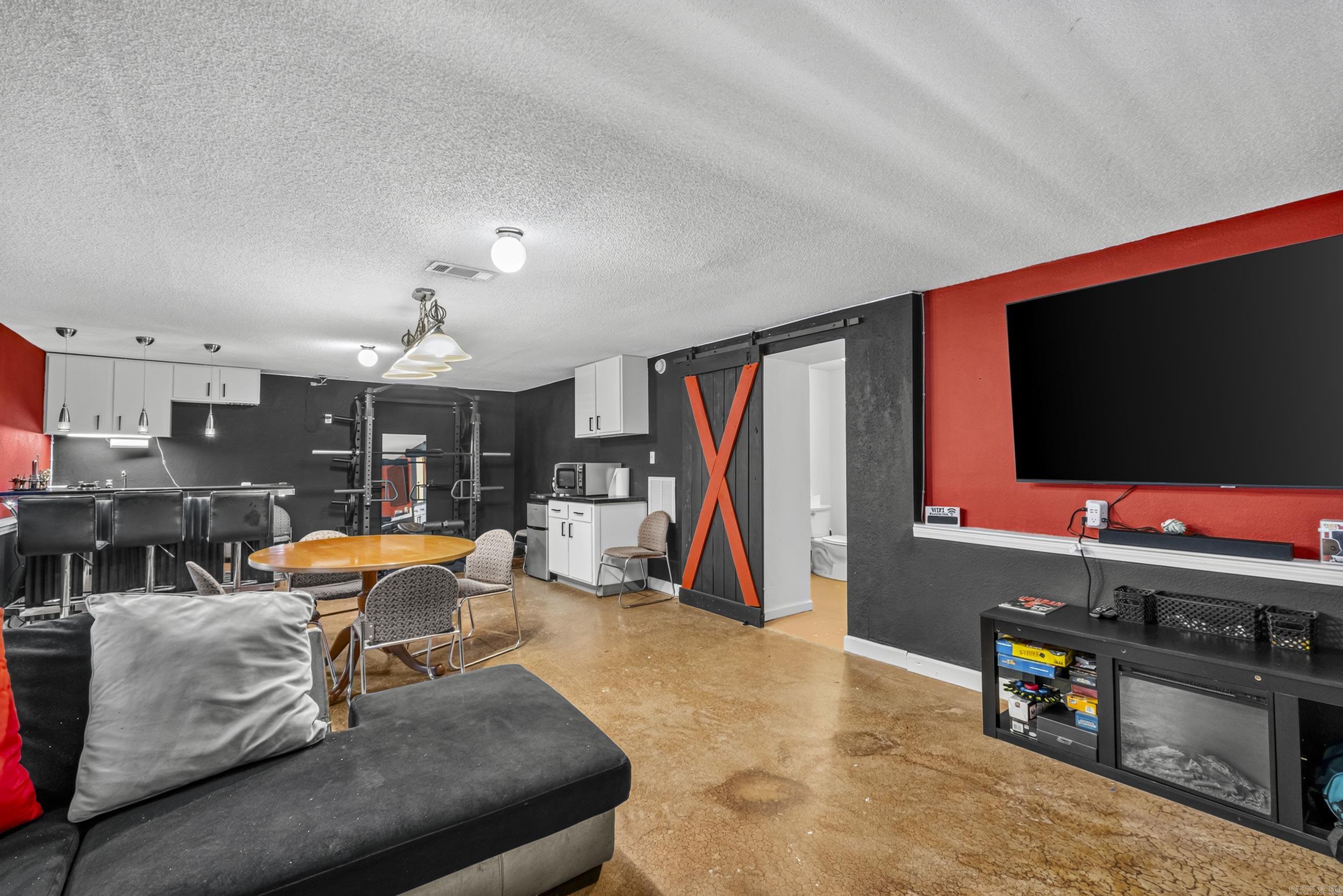 7365 W Ridge Circle Property Photo 31