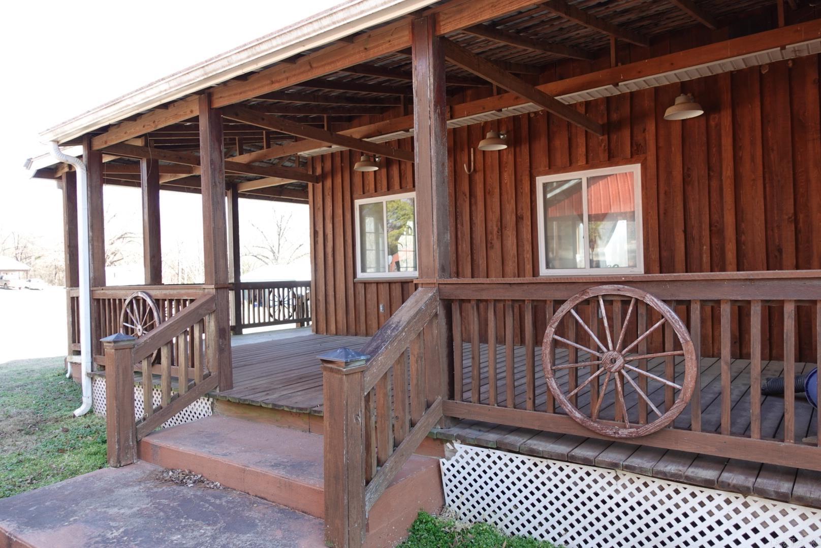 7238 Highway 90 Property Photo 2