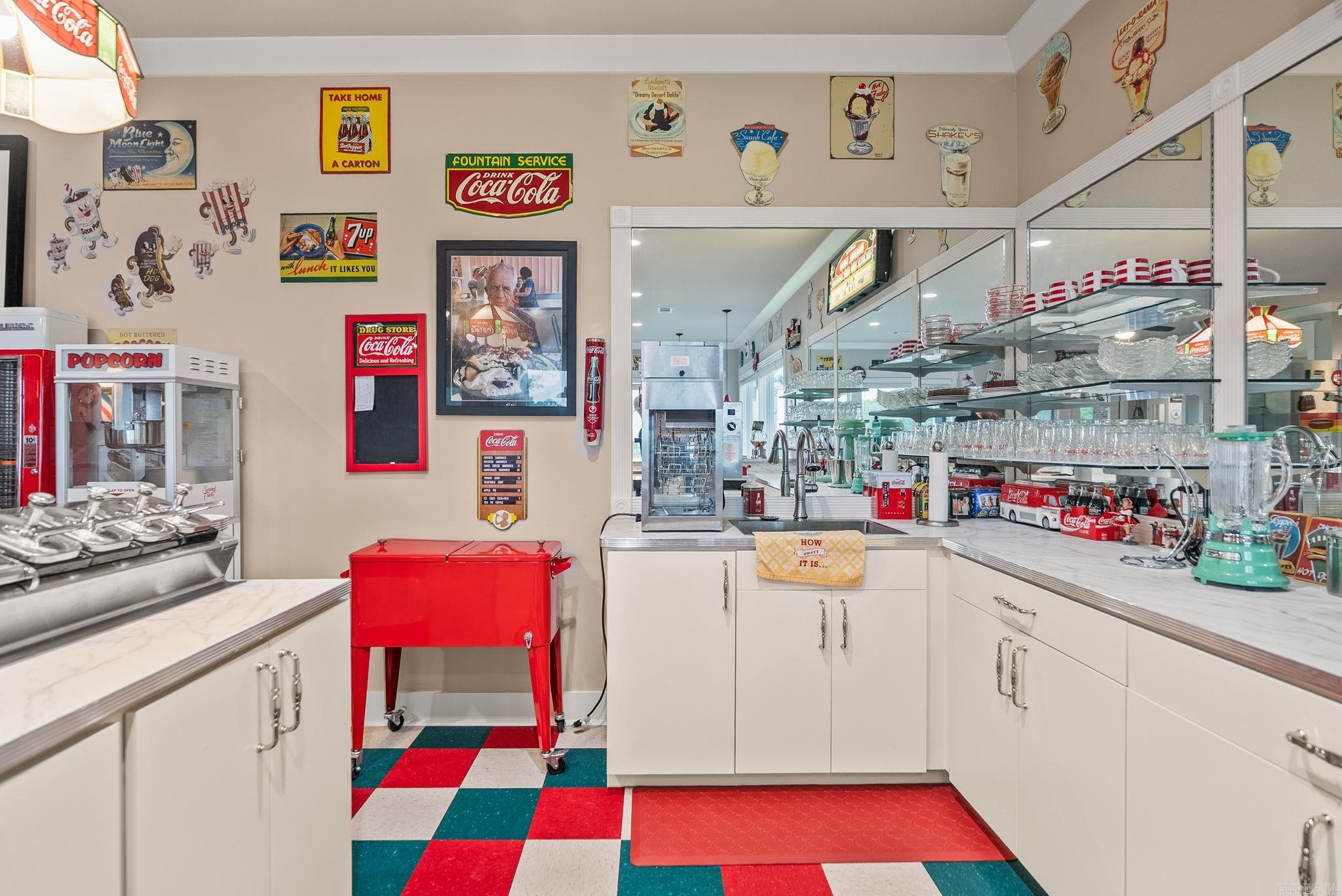 120 Northview Property Photo 39