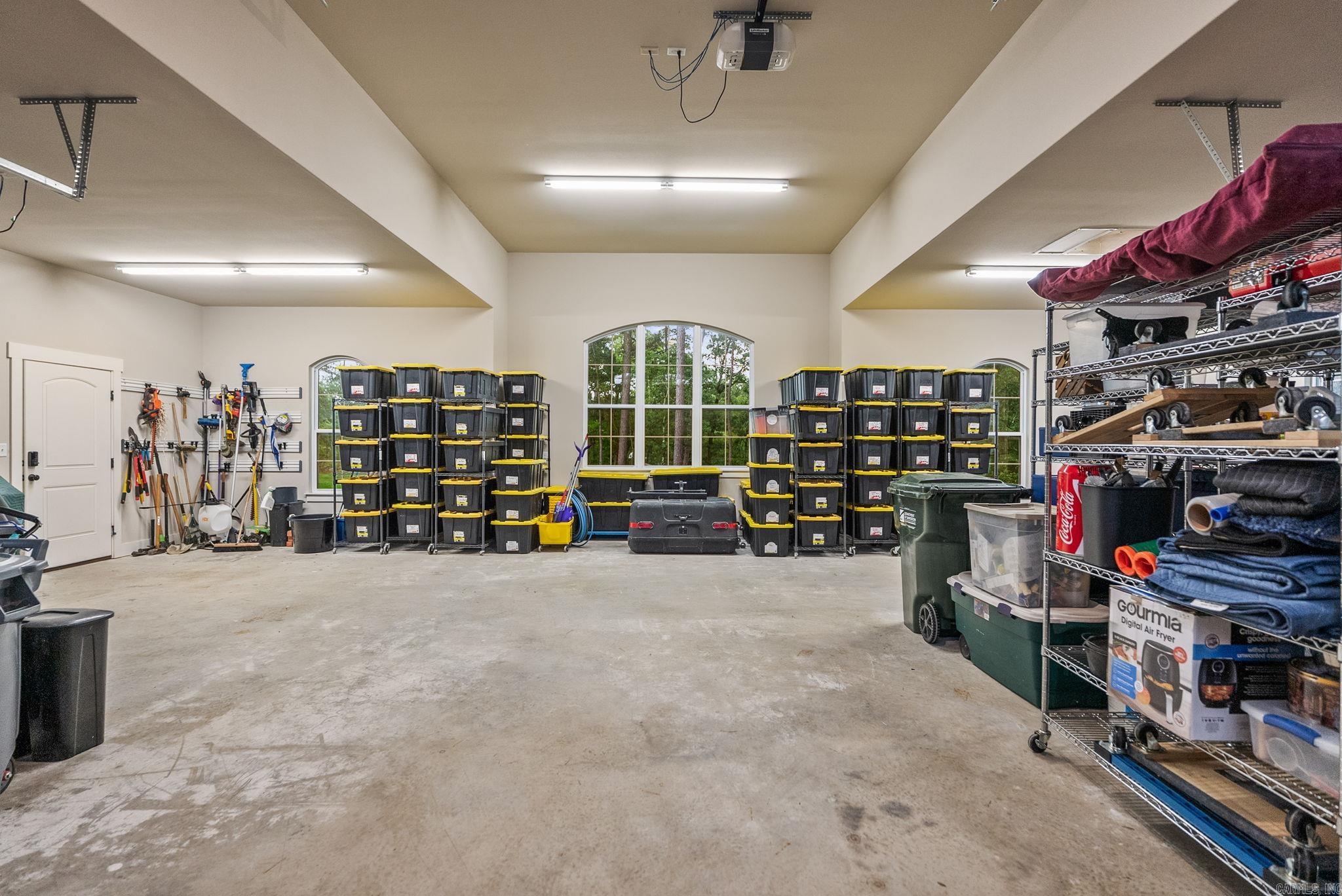 120 Northview Property Photo 45