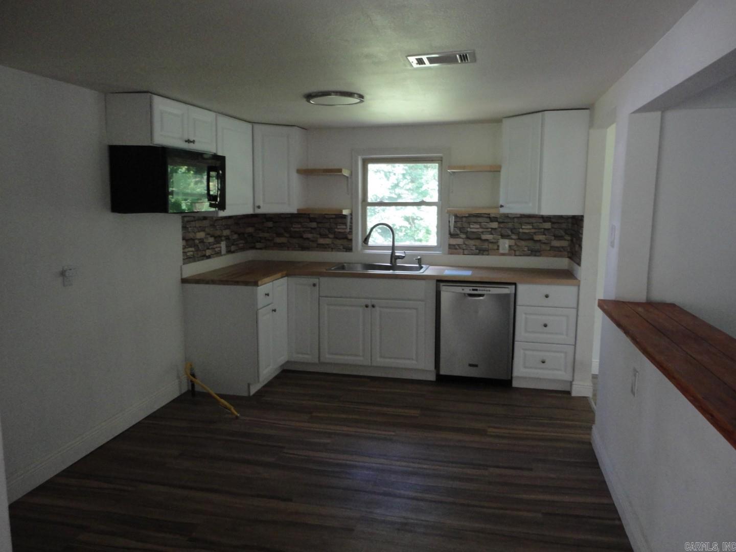 1153 Grant 53 Property Photo 8
