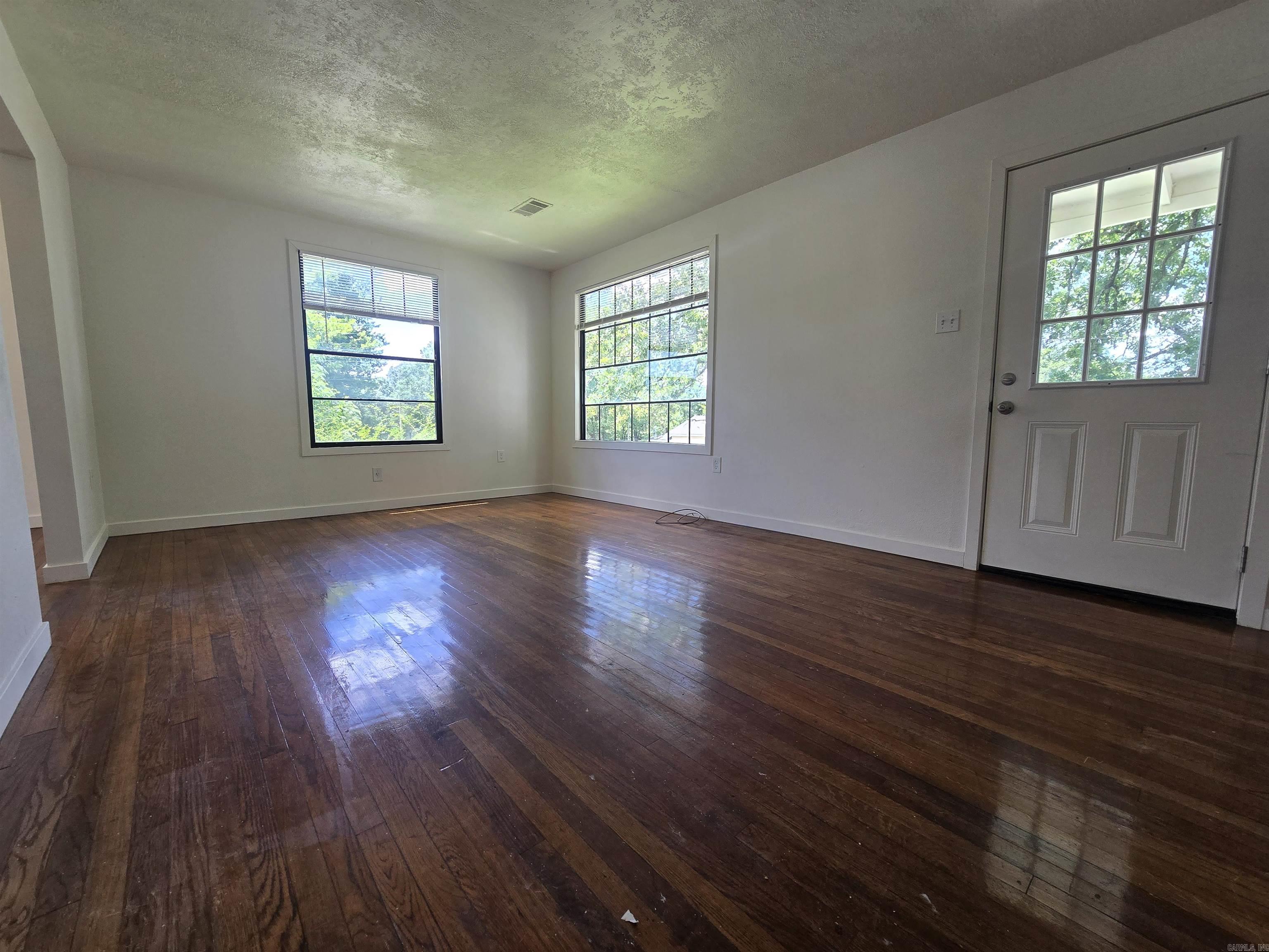 3123 S Gaines Street Property Photo 5