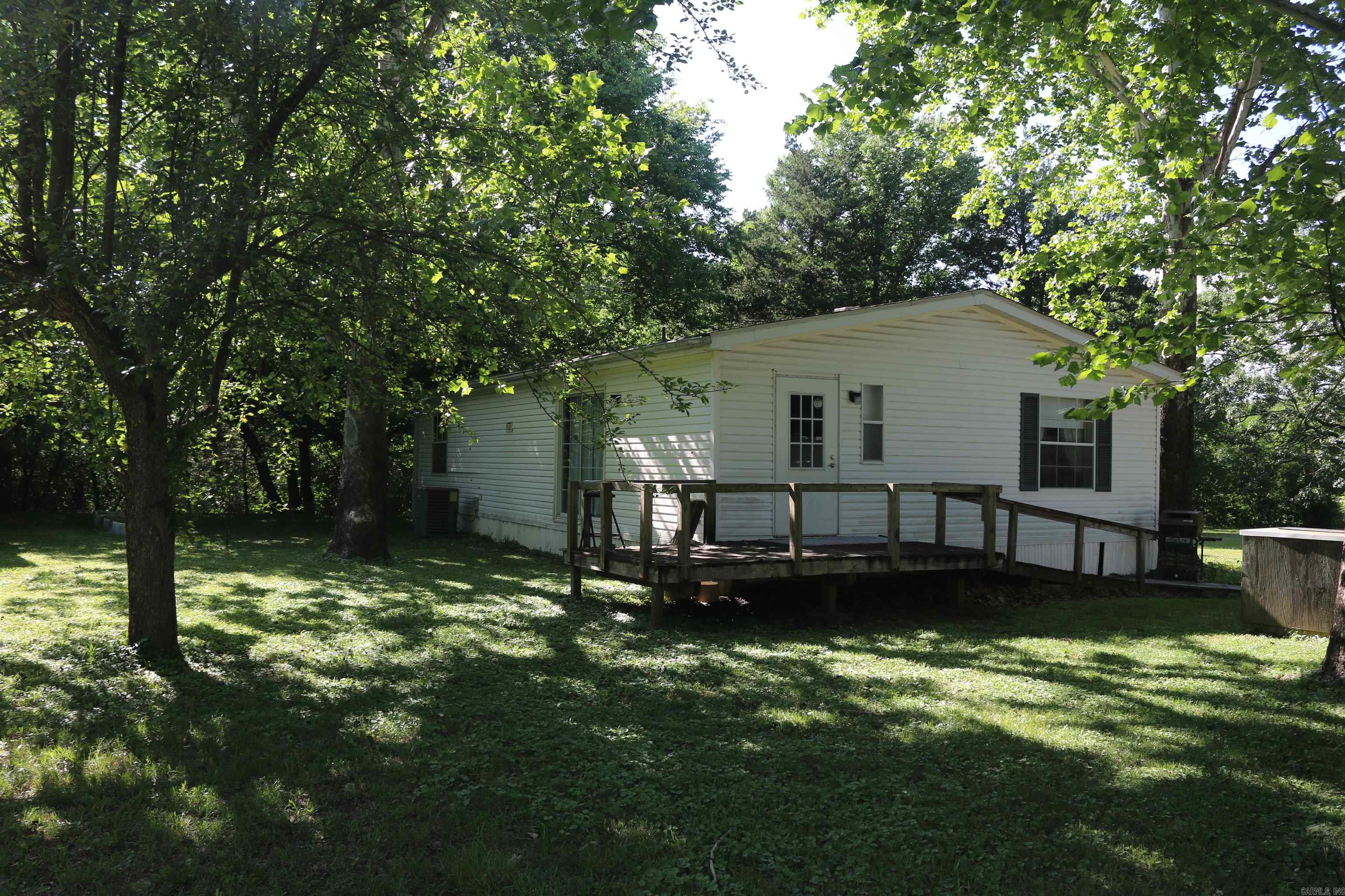 20395 Hwy 71 S Property Photo 5