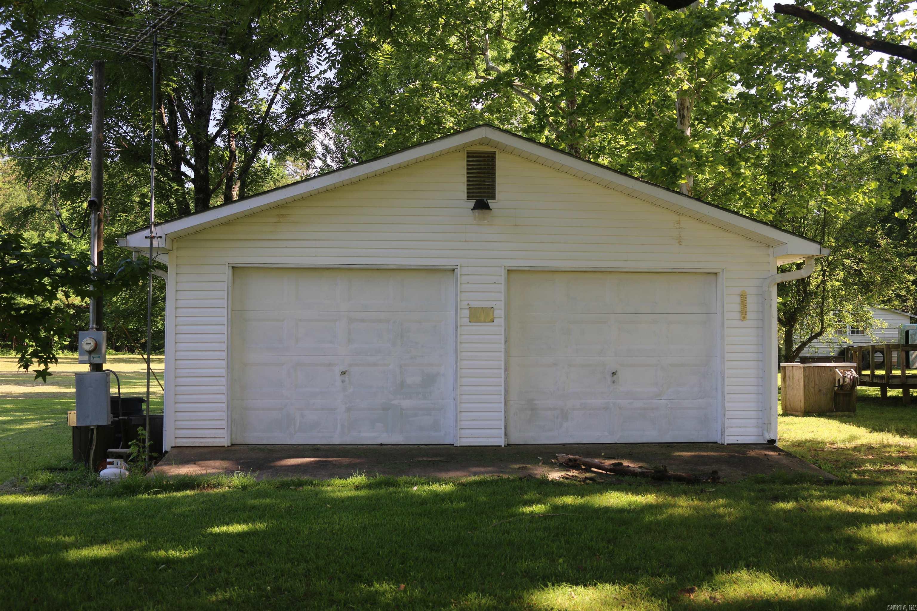 20395 Hwy 71 S Property Photo 16