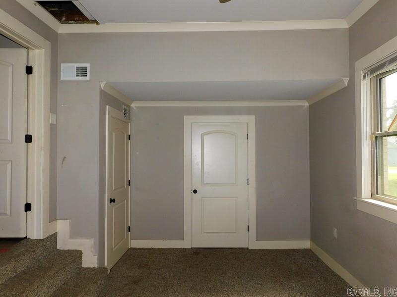 302 W Second Property Photo 12