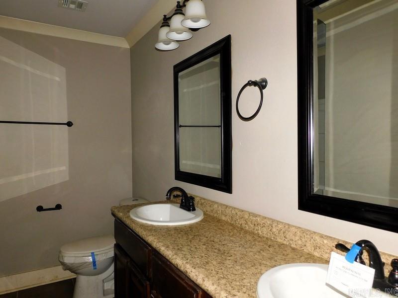 302 W Second Property Photo 15