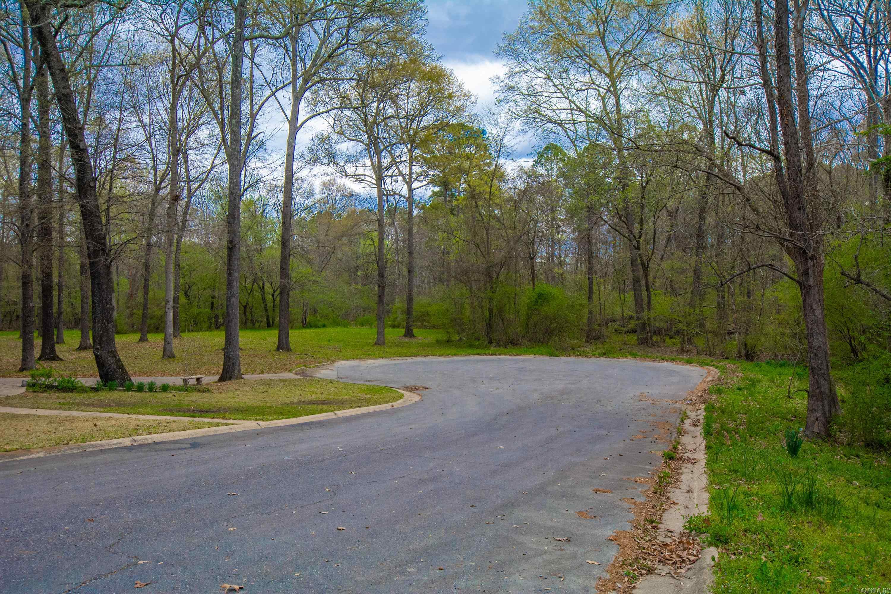 8 Parkview Drive Property Photo 2
