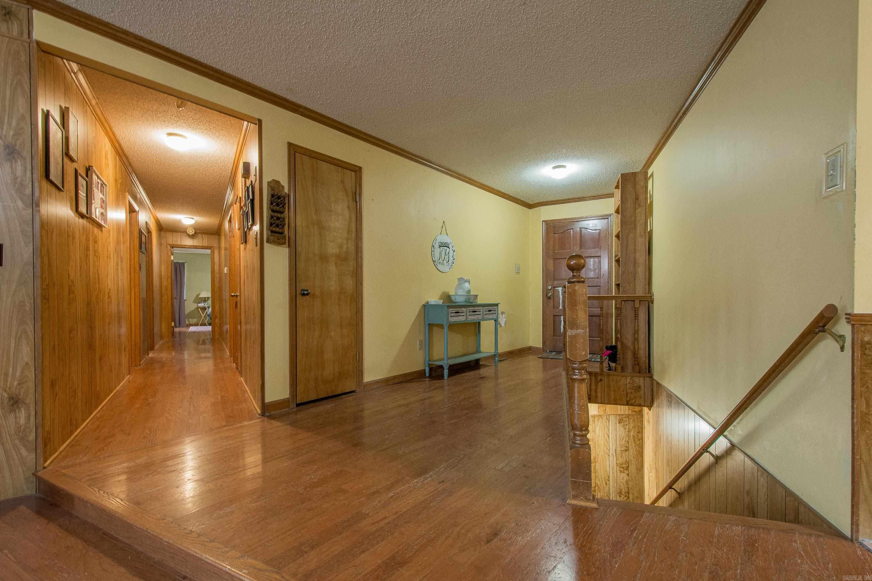 8 Parkview Drive Property Photo 5