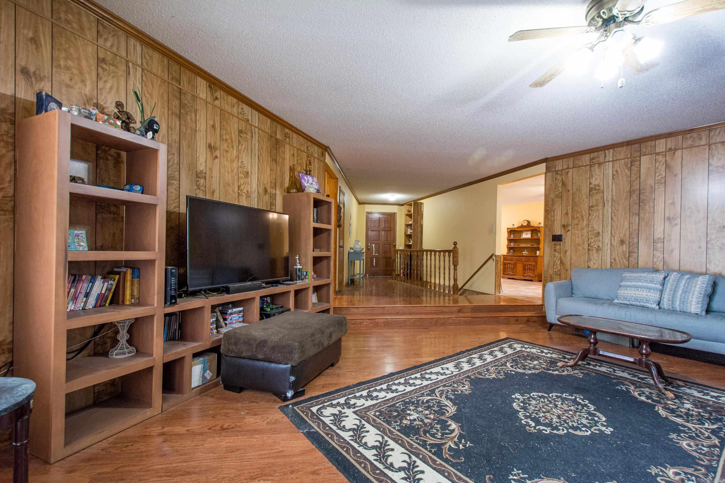 8 Parkview Drive Property Photo 6