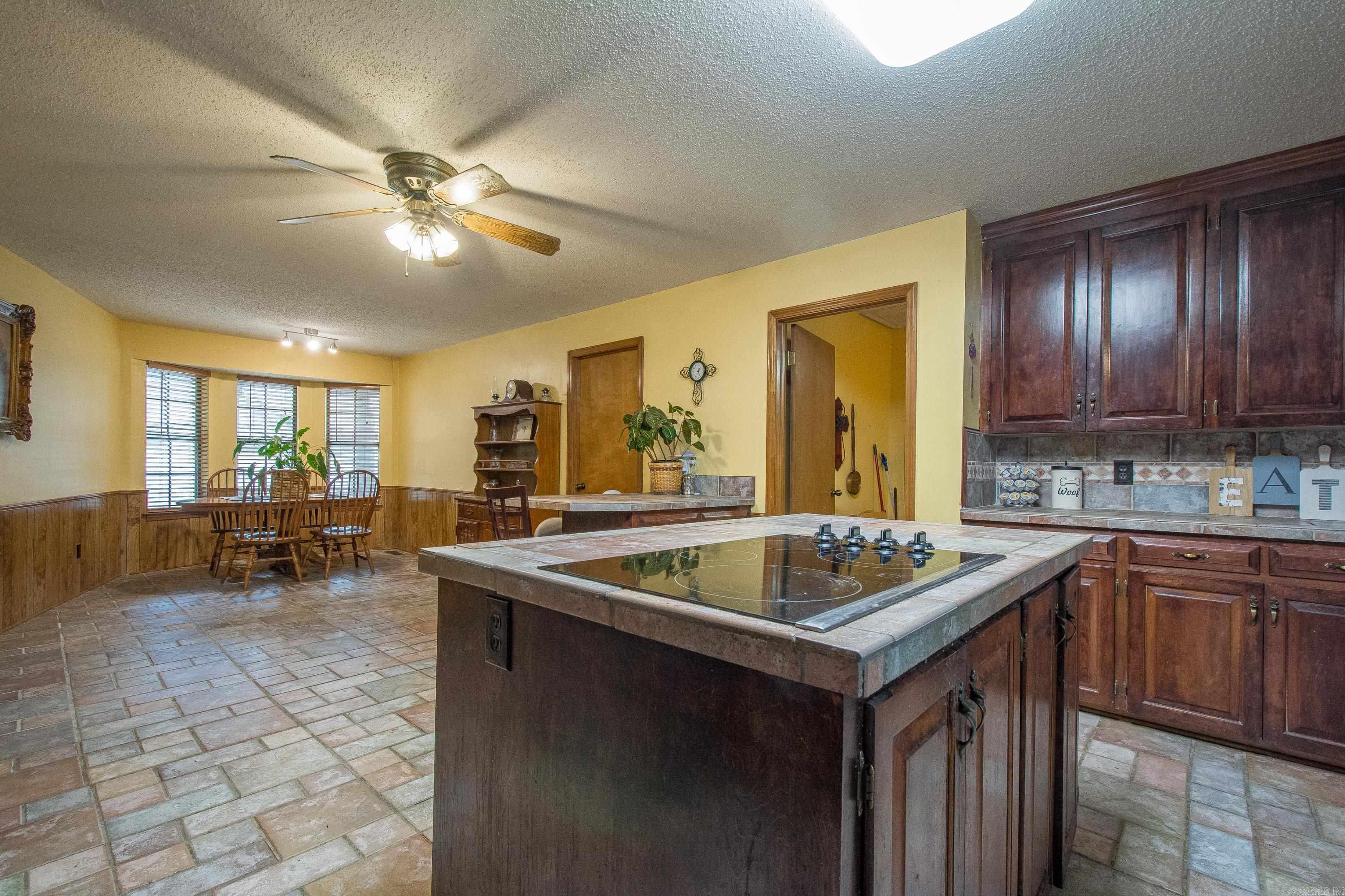 8 Parkview Drive Property Photo 15