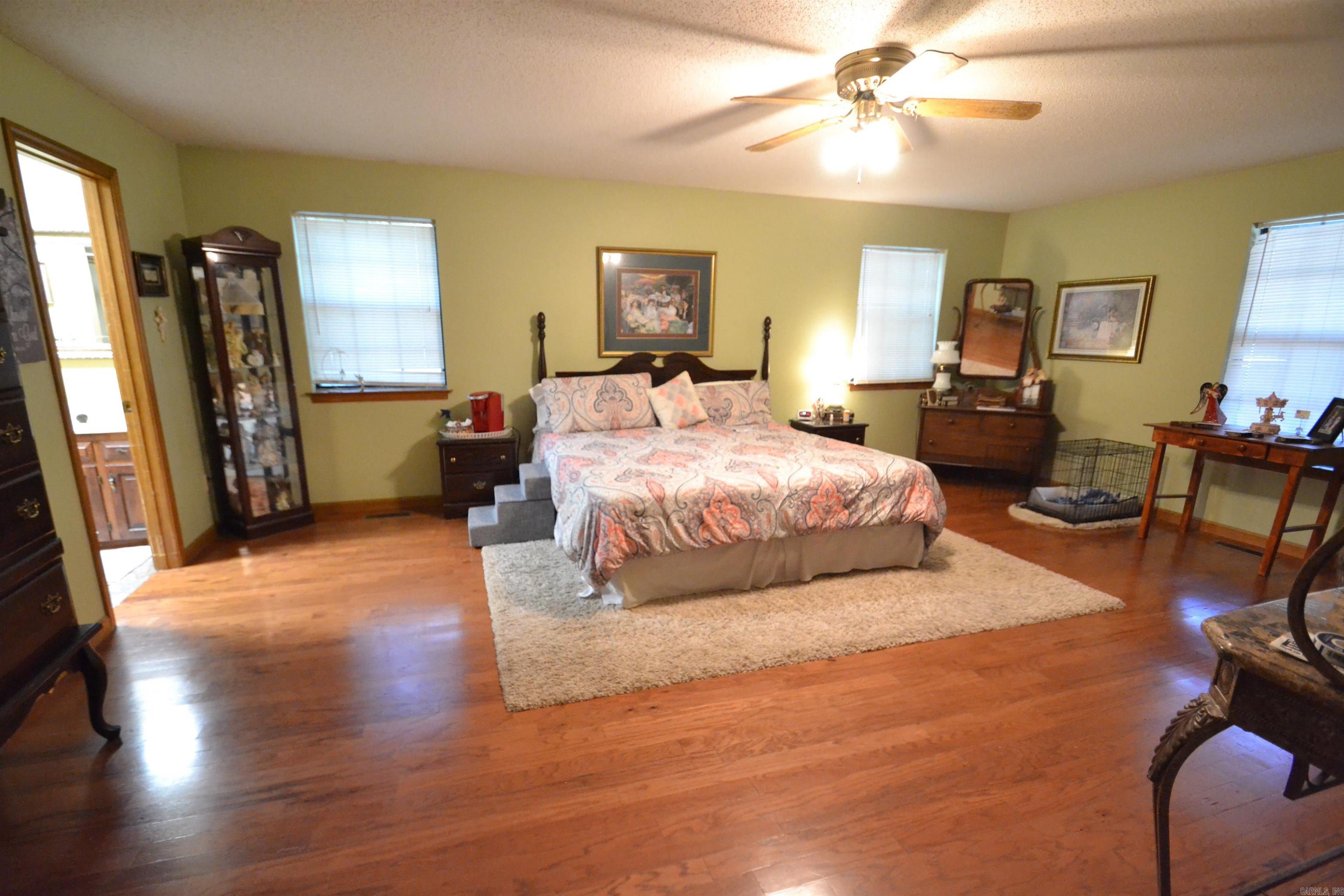 8 Parkview Drive Property Photo 16