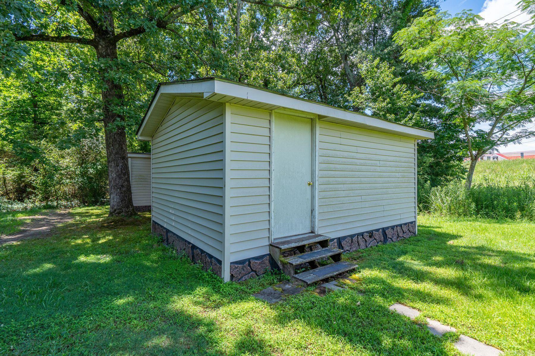 108 Mossman Street Property Photo 46