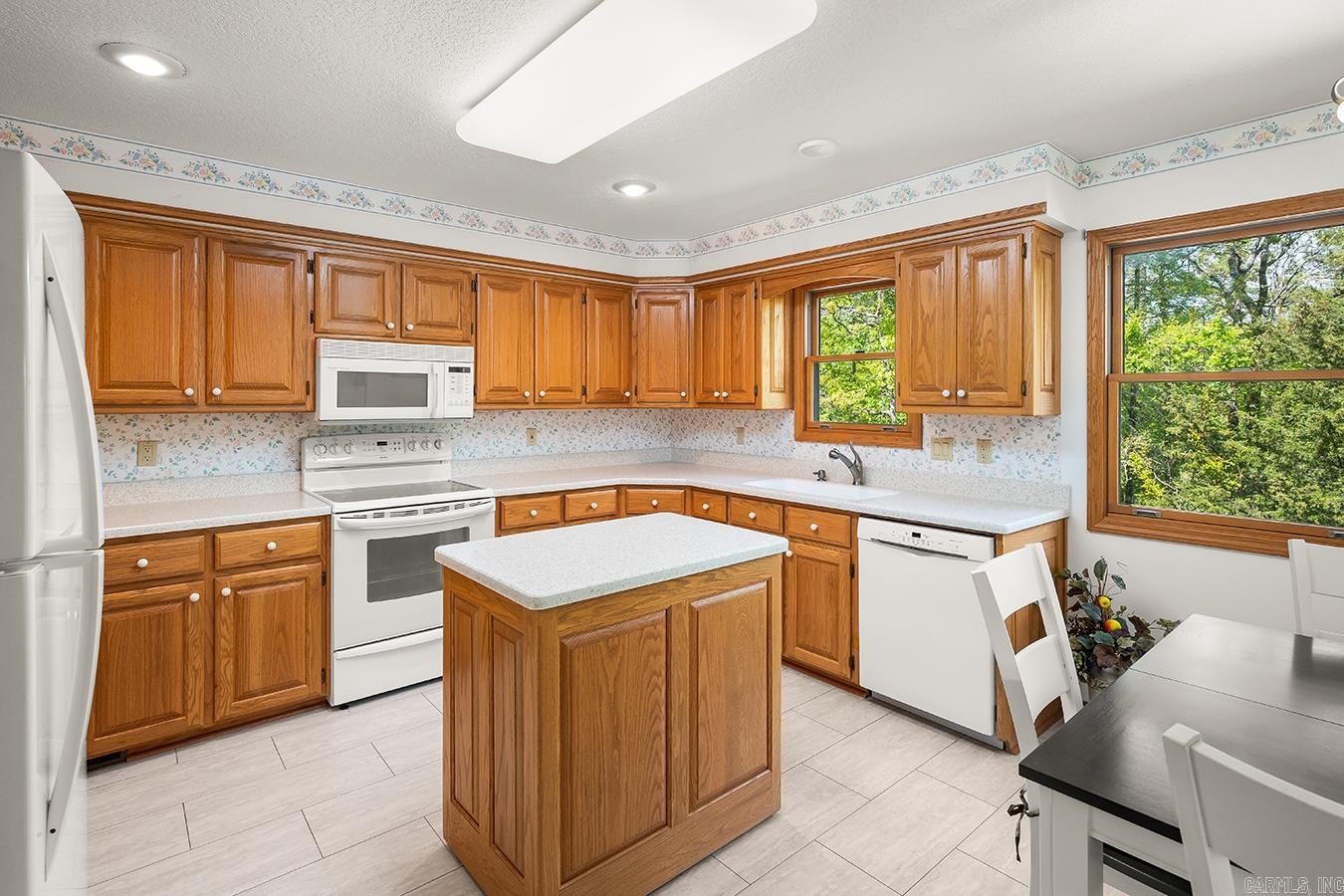 13 Zaragoza Lane Property Photo 11