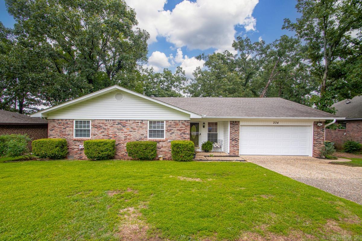 334 Alanbrook Property Photo 1