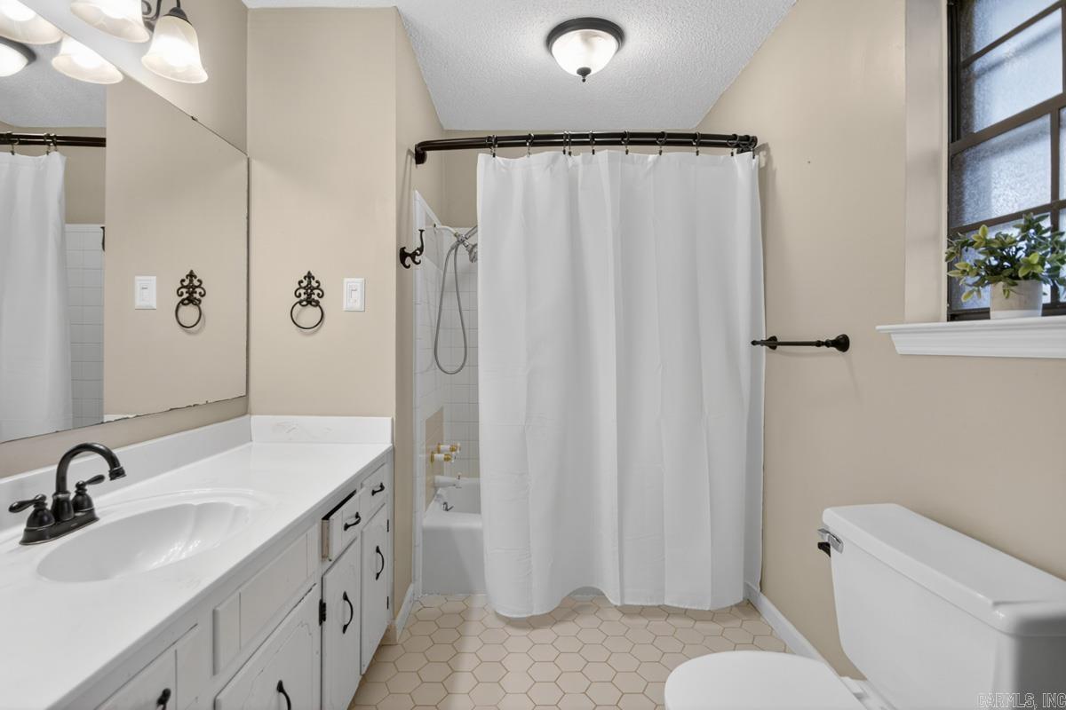 334 Alanbrook Property Photo 13