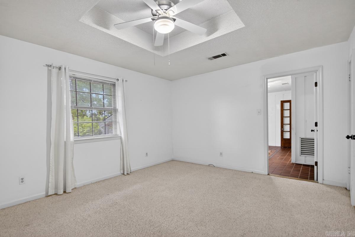 334 Alanbrook Property Photo 17