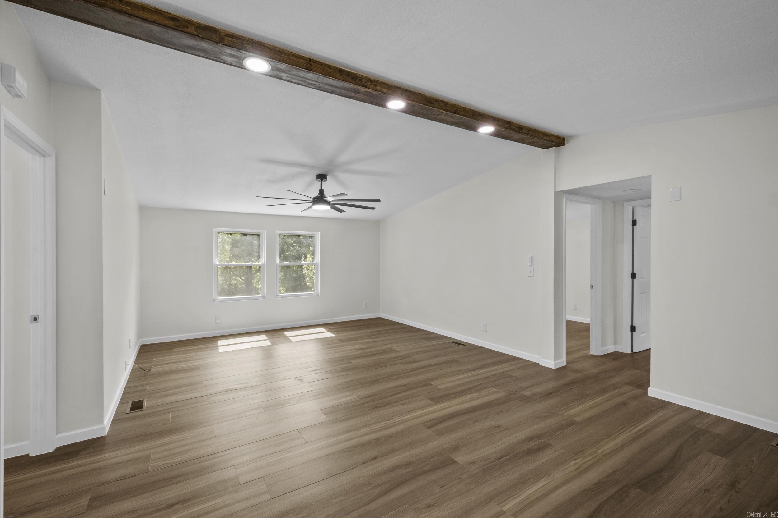 18820 Honeysuckle Lane Property Photo 14