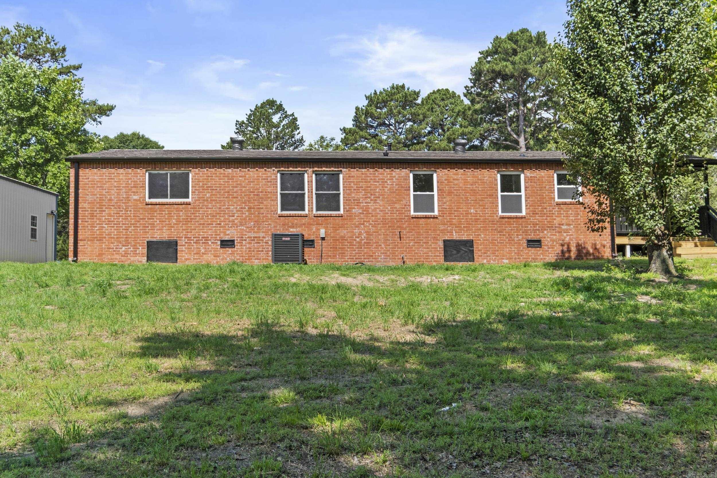 18820 Honeysuckle Lane Property Photo 37