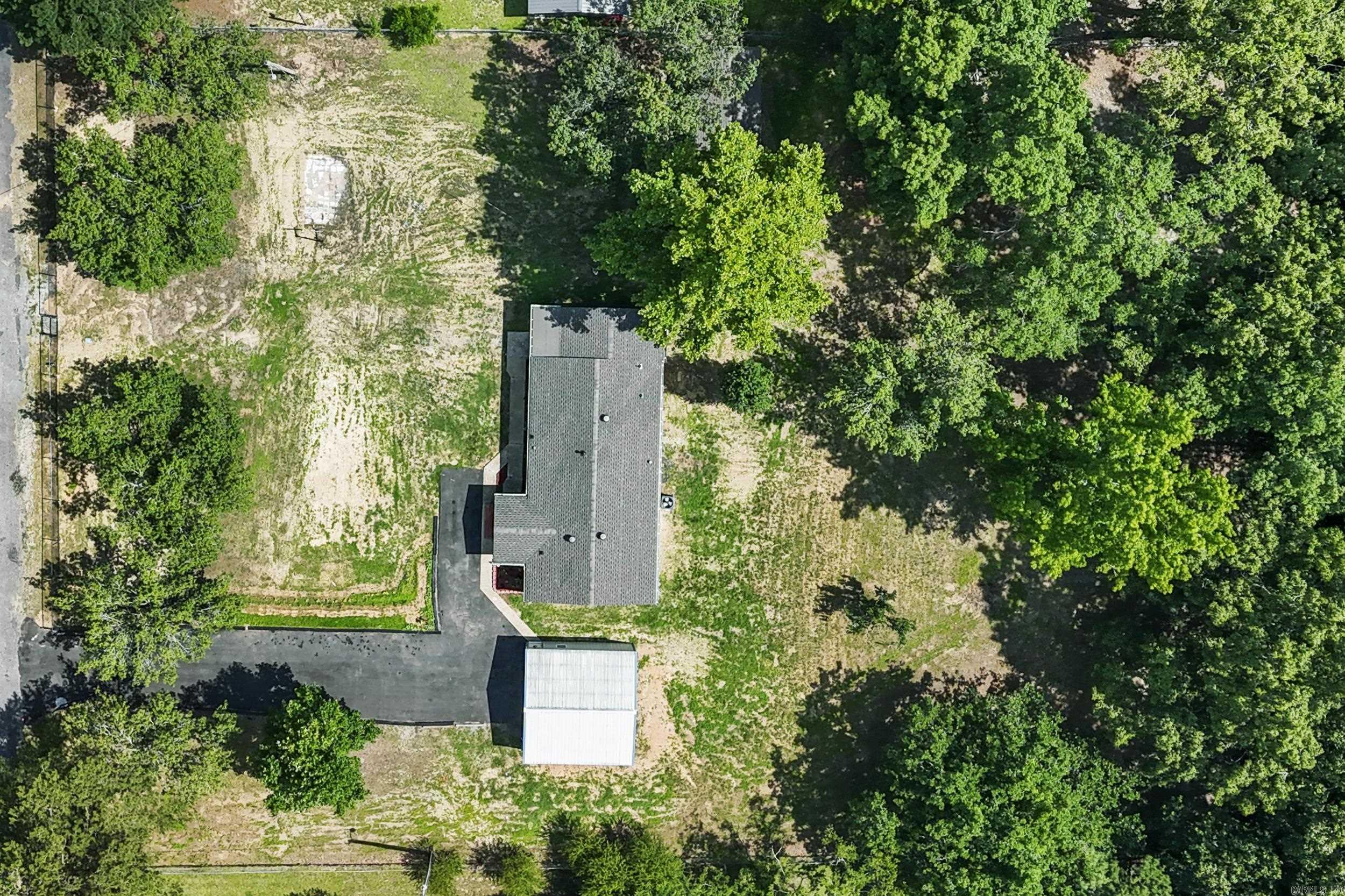 18820 Honeysuckle Lane Property Photo 39