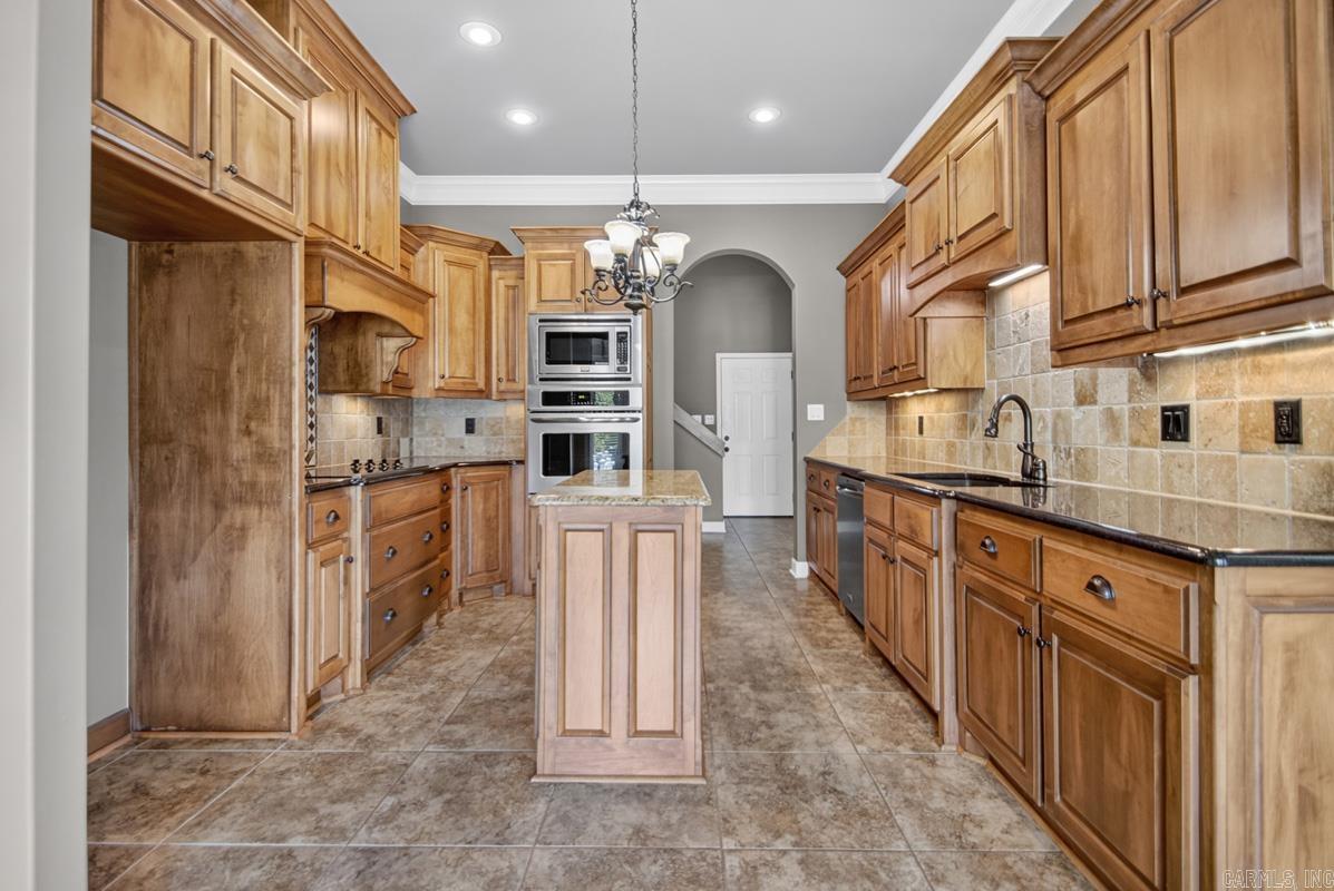 6181 Pierce Manse Loop Property Photo 10