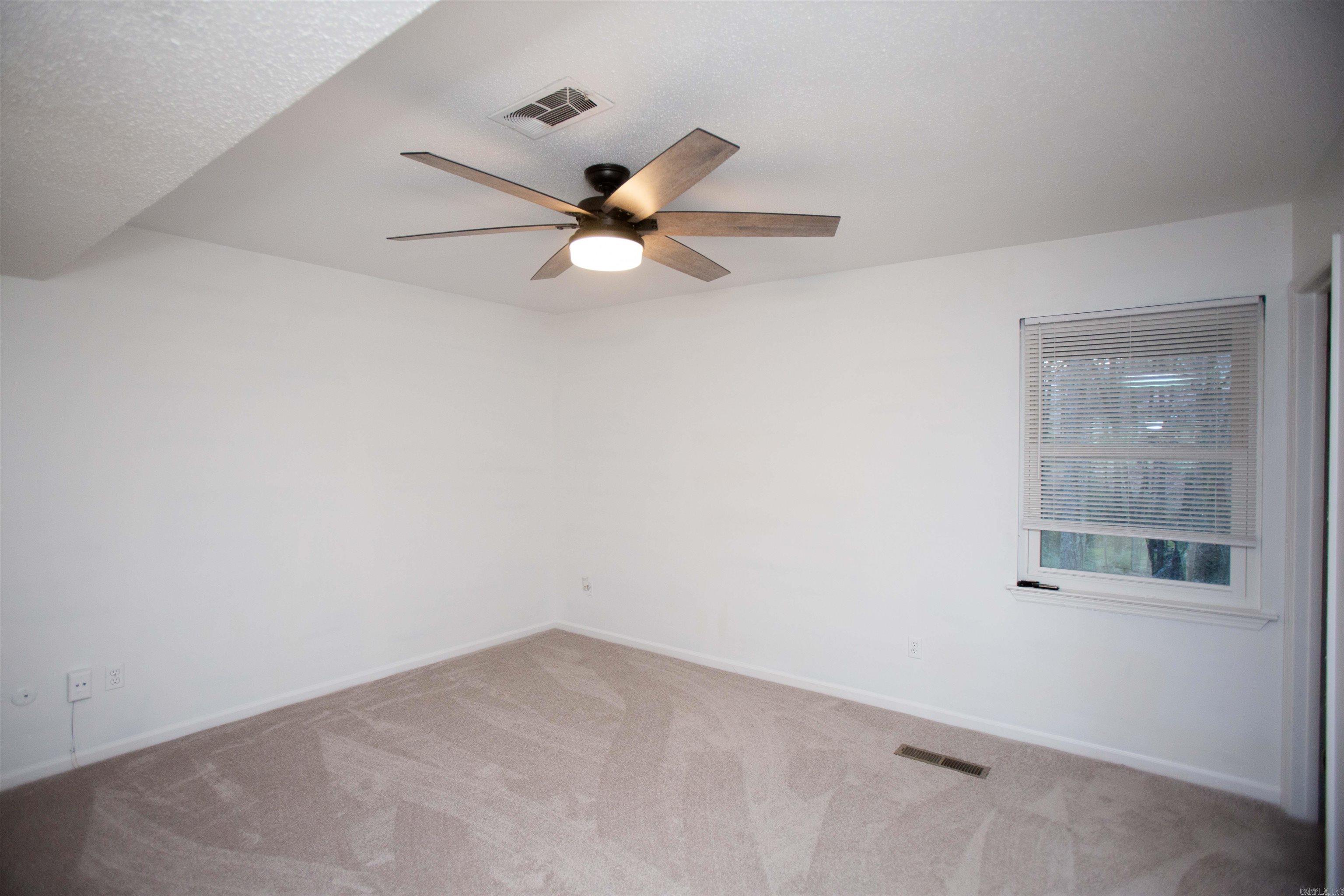 1506 Alberta Drive Property Photo 25