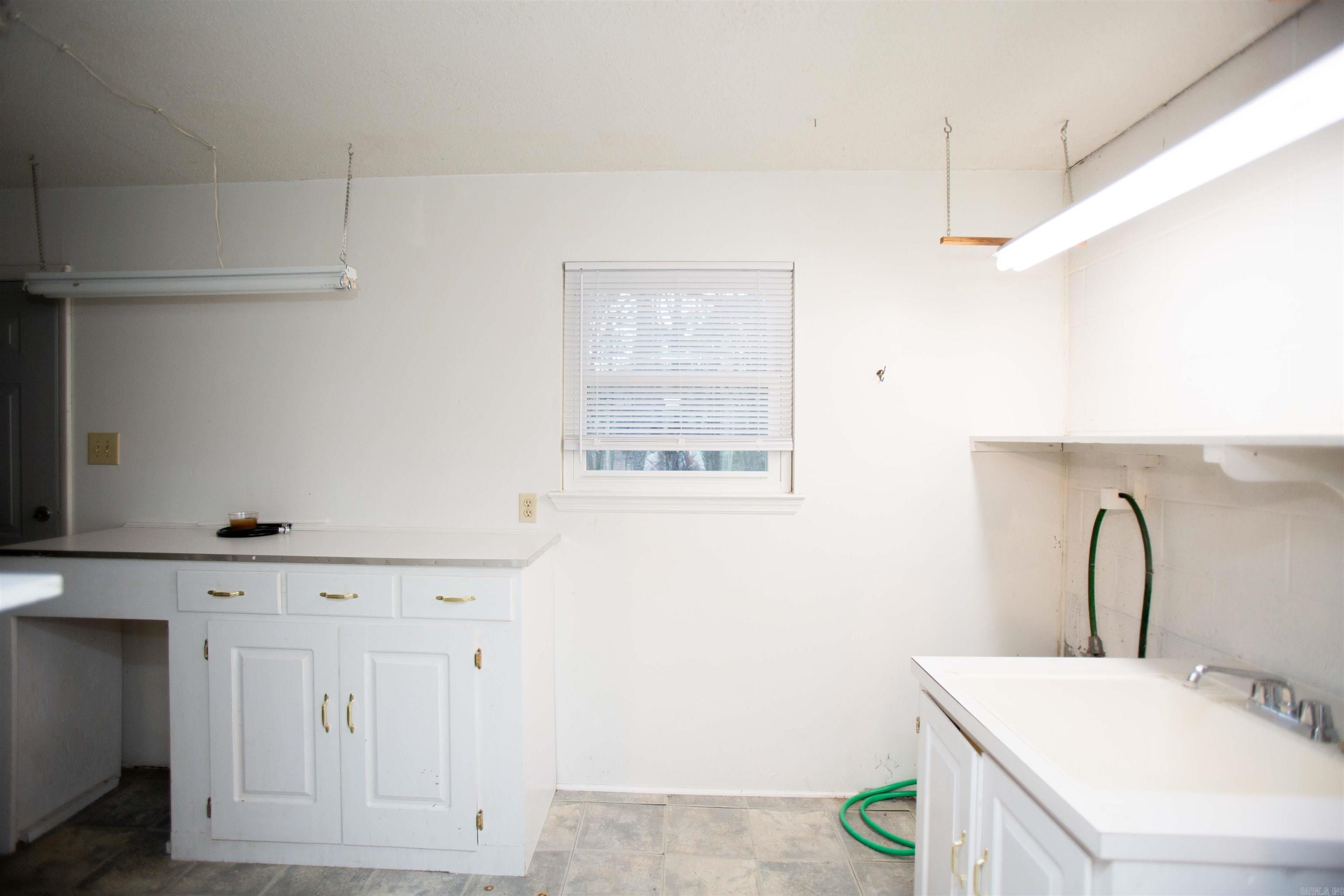 1506 Alberta Drive Property Photo 27