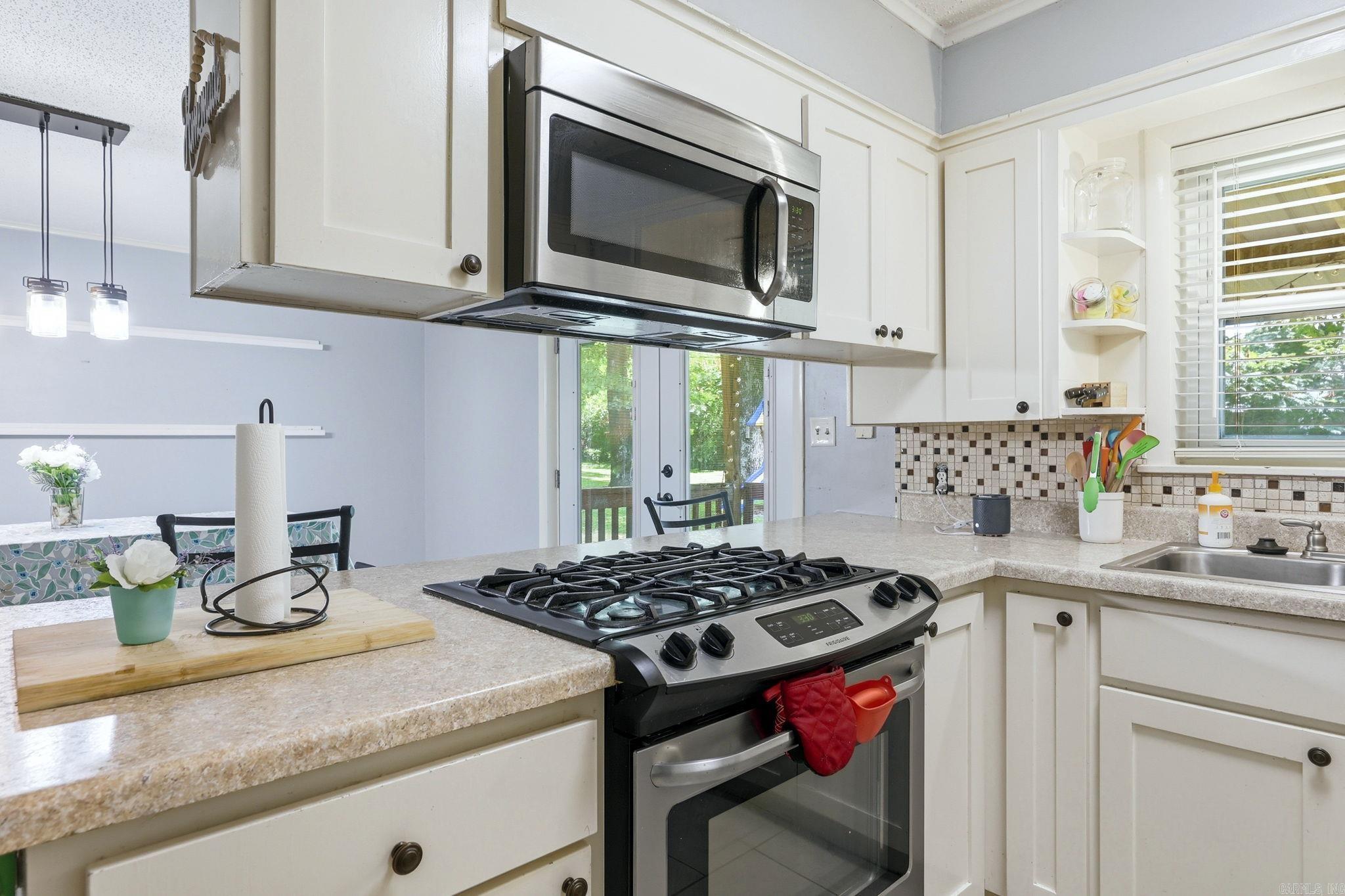 7201 Forest Dale Drive Property Photo 12