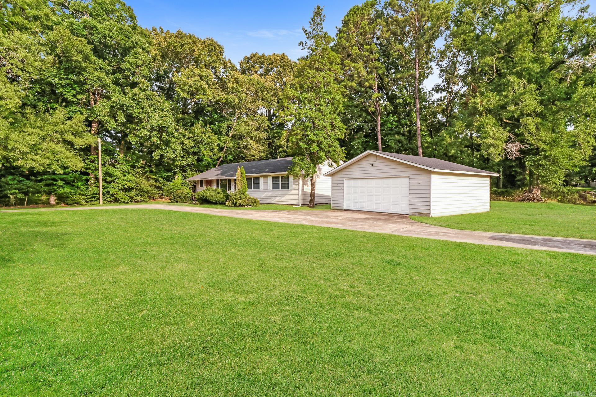 6407 Jacksonville Cutoff Road Property Photo 2